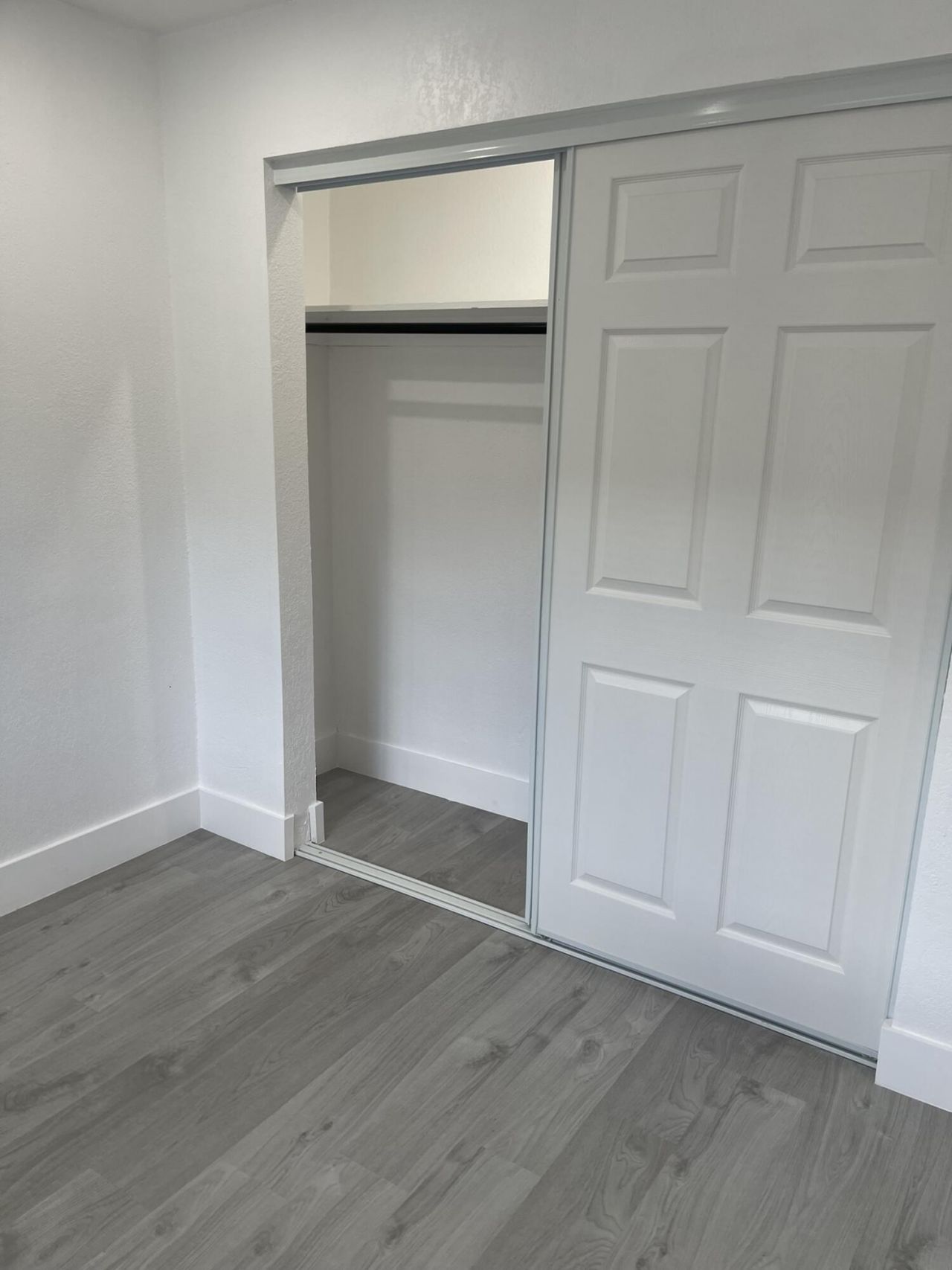 880 NW 8th Avenue, Pompano Beach, FL 33060 Photo
