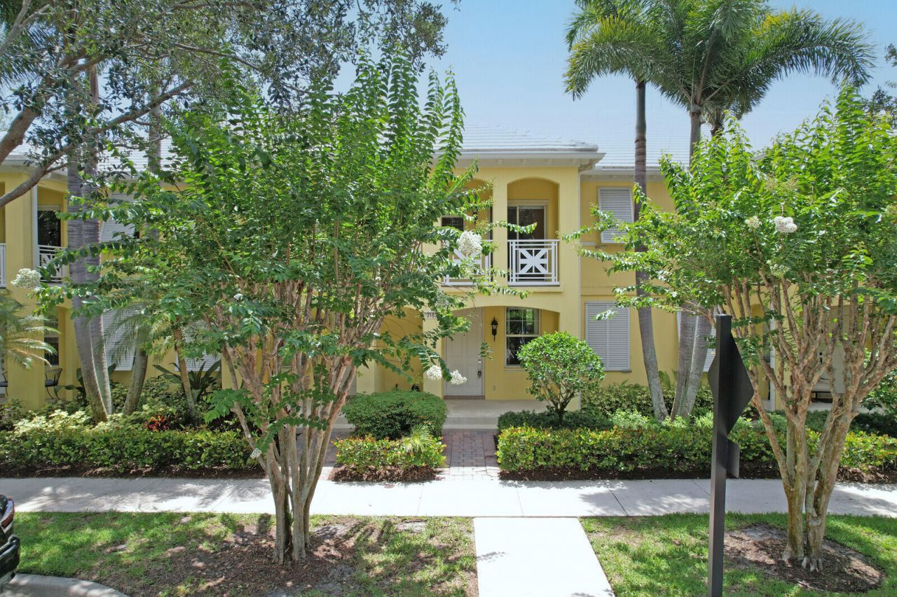 3183 E Community Drive, Jupiter, FL 33458 Photo