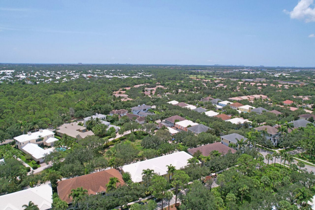 3183 E Community Drive, Jupiter, FL 33458 Photo