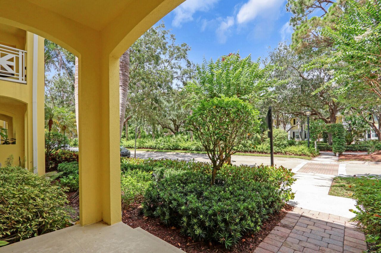 3183 E Community Drive, Jupiter, FL 33458 Photo