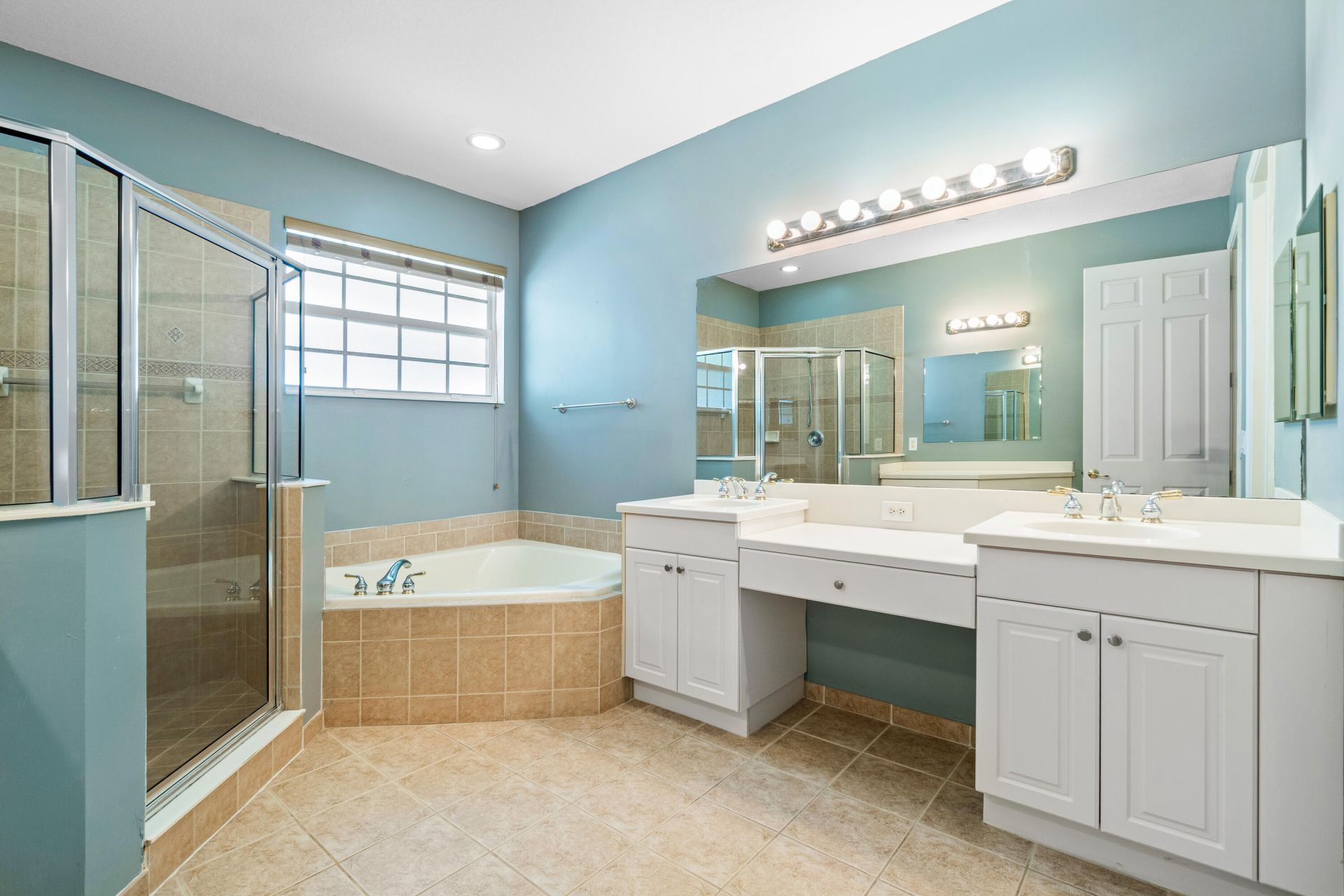 81 Nottingham Place, Boynton Beach, FL 33426 Photo