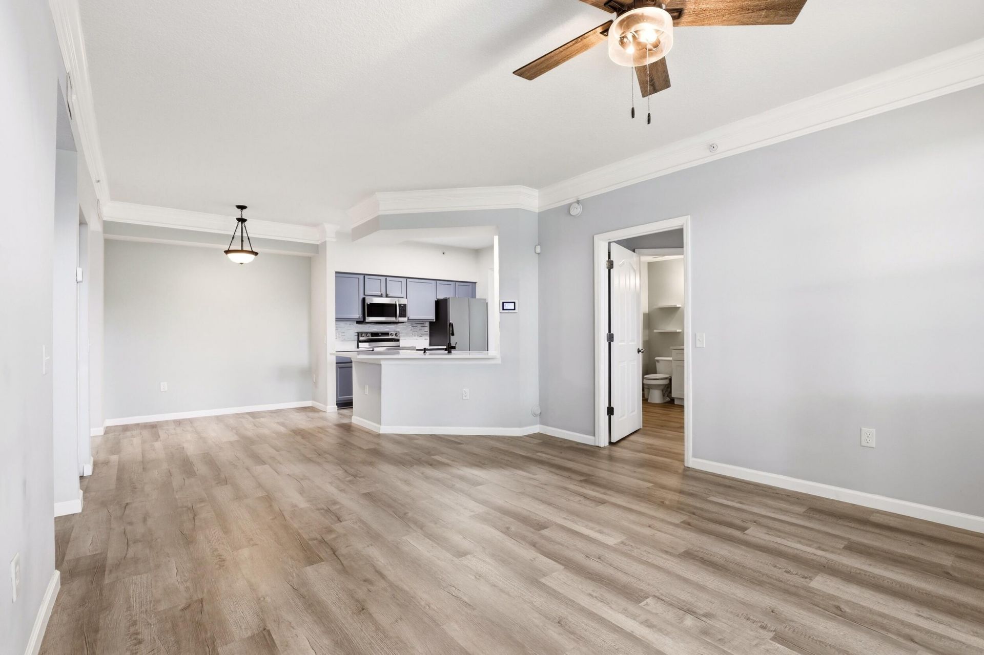 9905 Baywinds Drive, Unit 2102, West Palm Beach, FL 33411 Photo