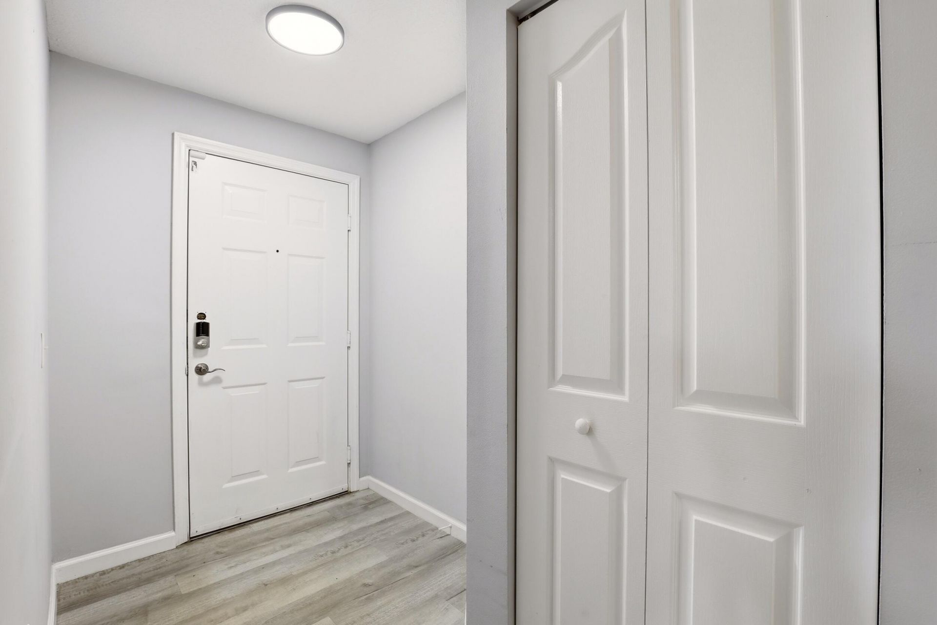 9905 Baywinds Drive, Unit 2102, West Palm Beach, FL 33411 Photo