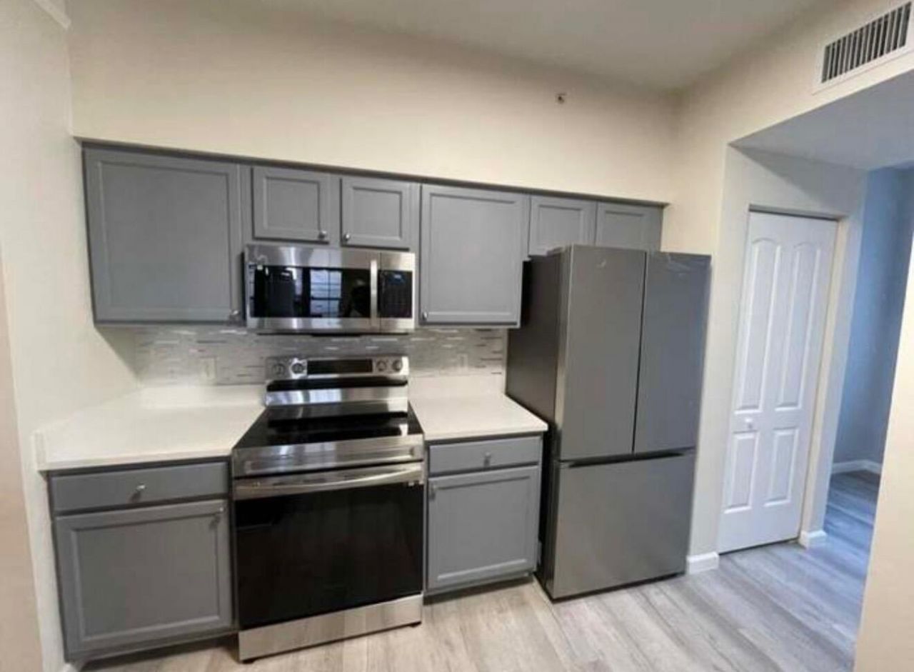 9905 Baywinds Drive, Unit 2102, West Palm Beach, FL 33411 Photo