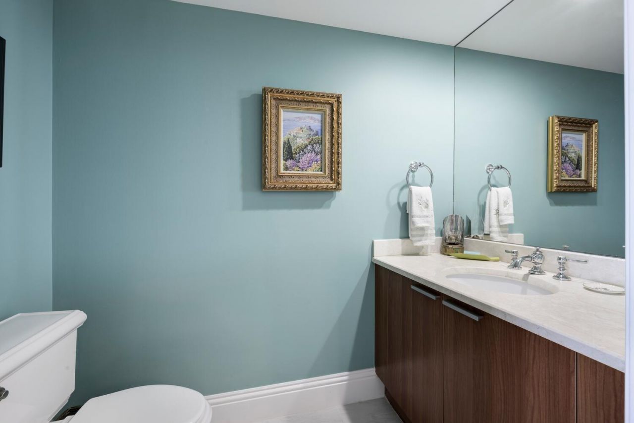 2650 Lake Shore Drive, Unit 1602, Riviera Beach, FL 33404 Photo