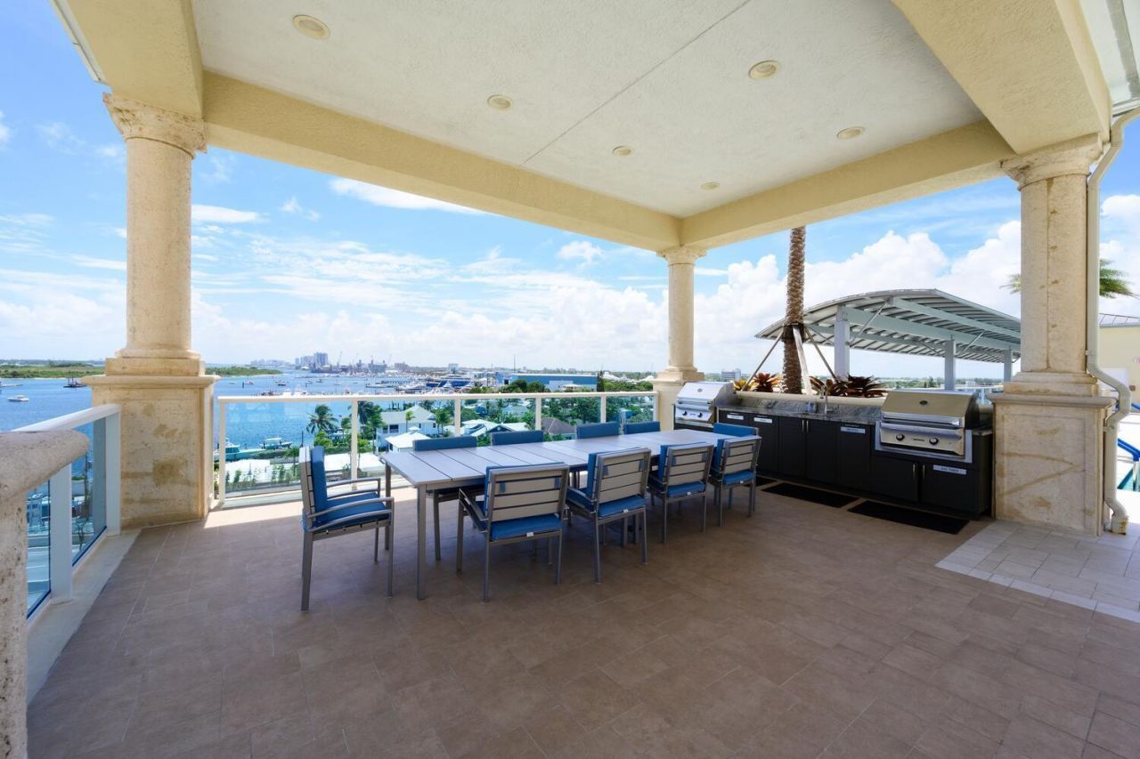 2650 Lake Shore Drive, Unit 1602, Riviera Beach, FL 33404 Photo