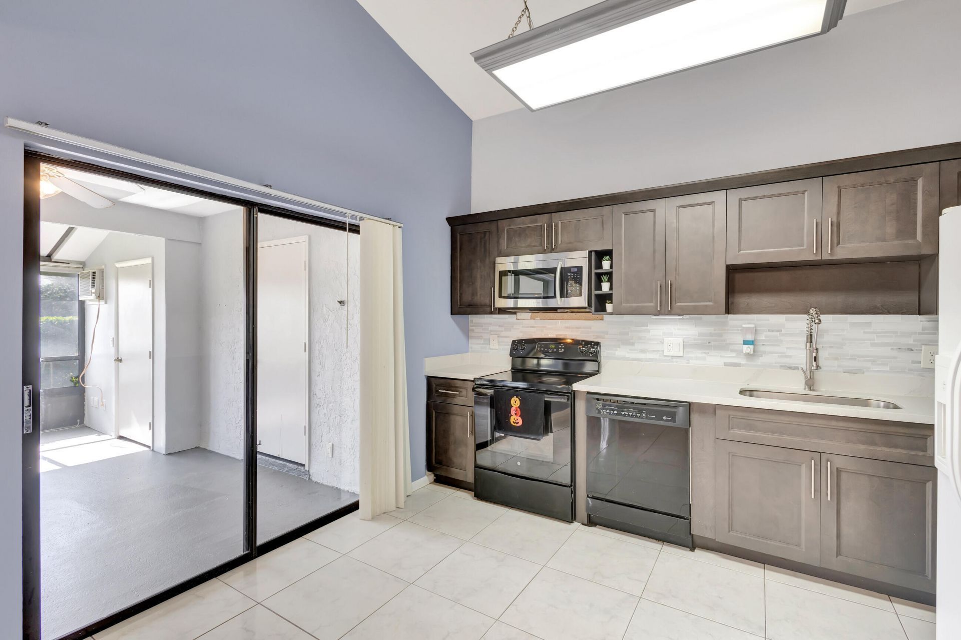 4385 Willow Brook Circle, West Palm Beach, FL 33417 Photo