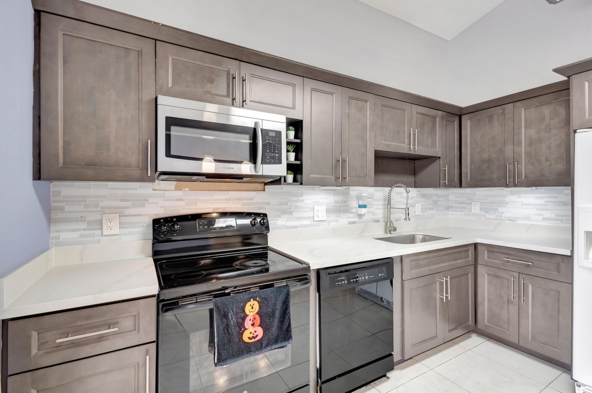 4385 Willow Brook Circle, West Palm Beach, FL 33417 Photo