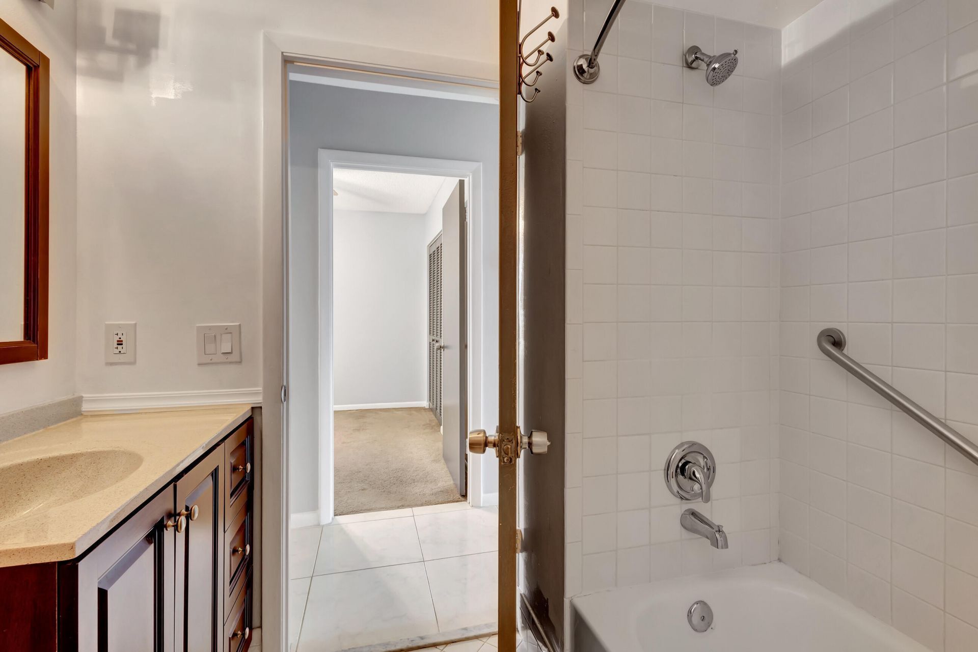 4385 Willow Brook Circle, West Palm Beach, FL 33417 Photo
