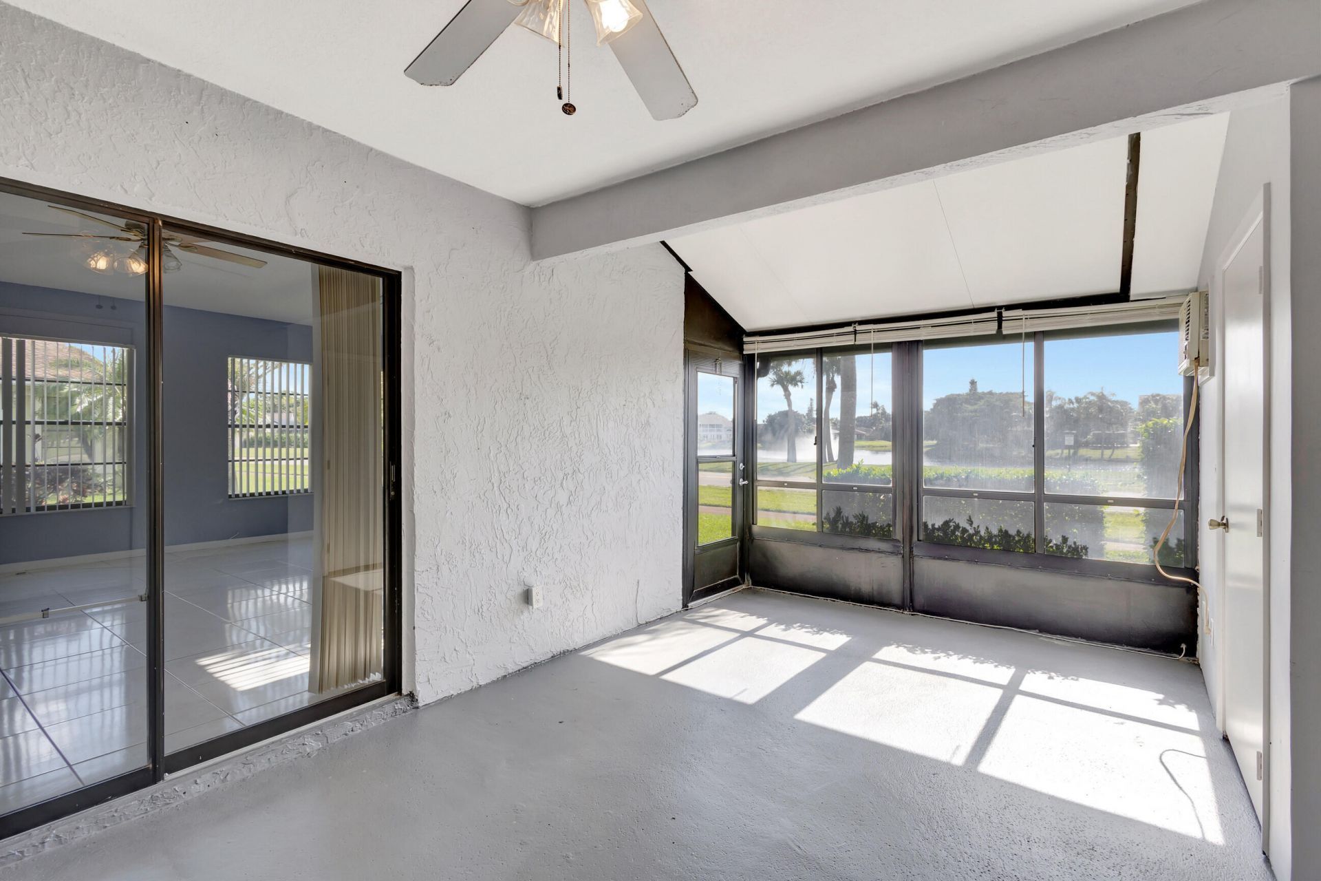 4385 Willow Brook Circle, West Palm Beach, FL 33417 Photo