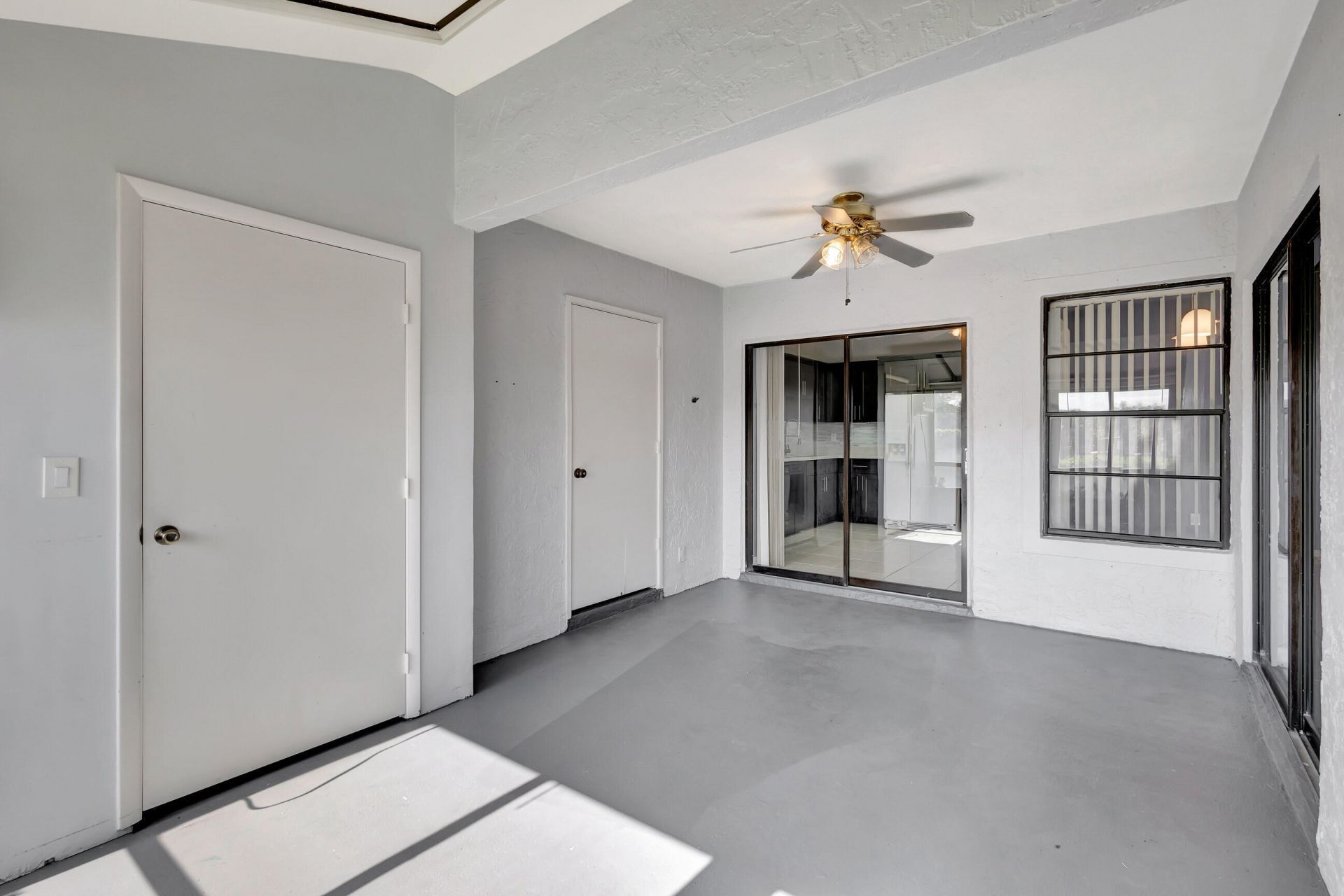 4385 Willow Brook Circle, West Palm Beach, FL 33417 Photo