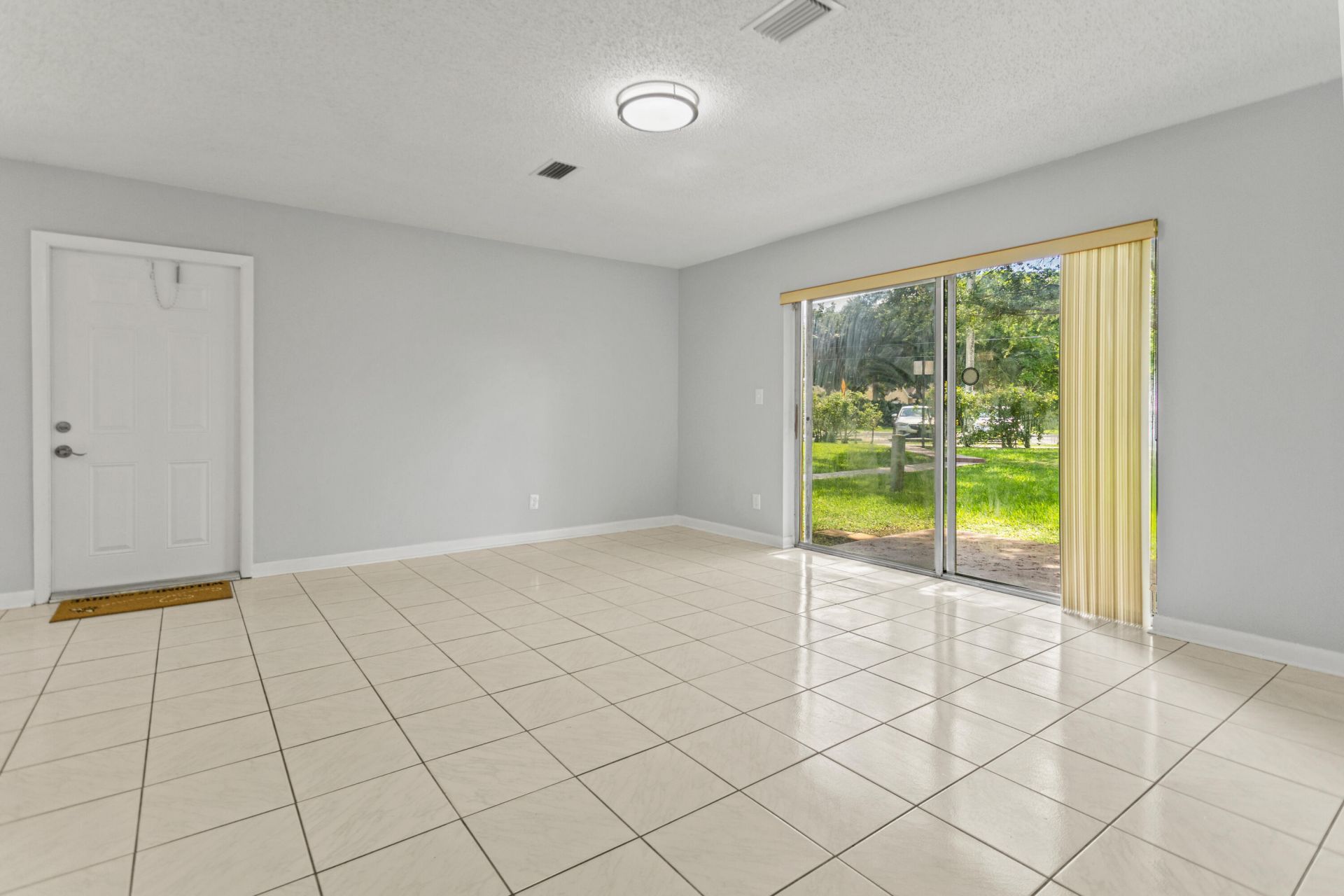 3709 NW 84th Avenue, Sunrise, FL 33351 Photo