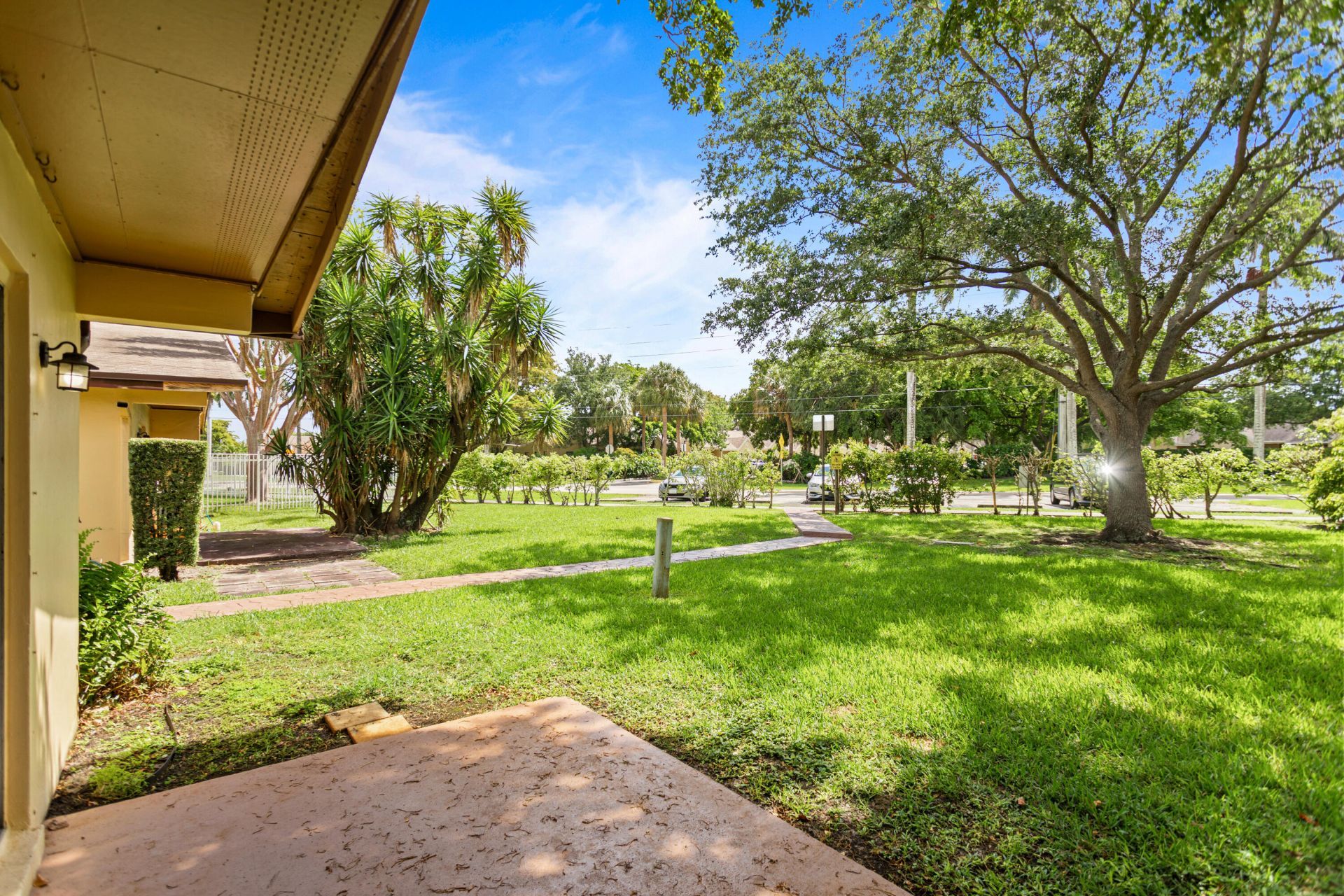 3709 NW 84th Avenue, Sunrise, FL 33351 Photo