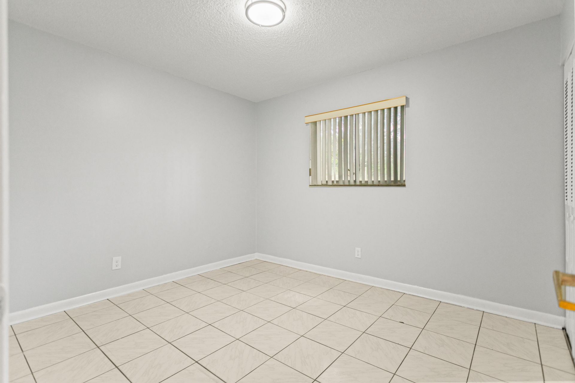3709 NW 84th Avenue, Sunrise, FL 33351 Photo