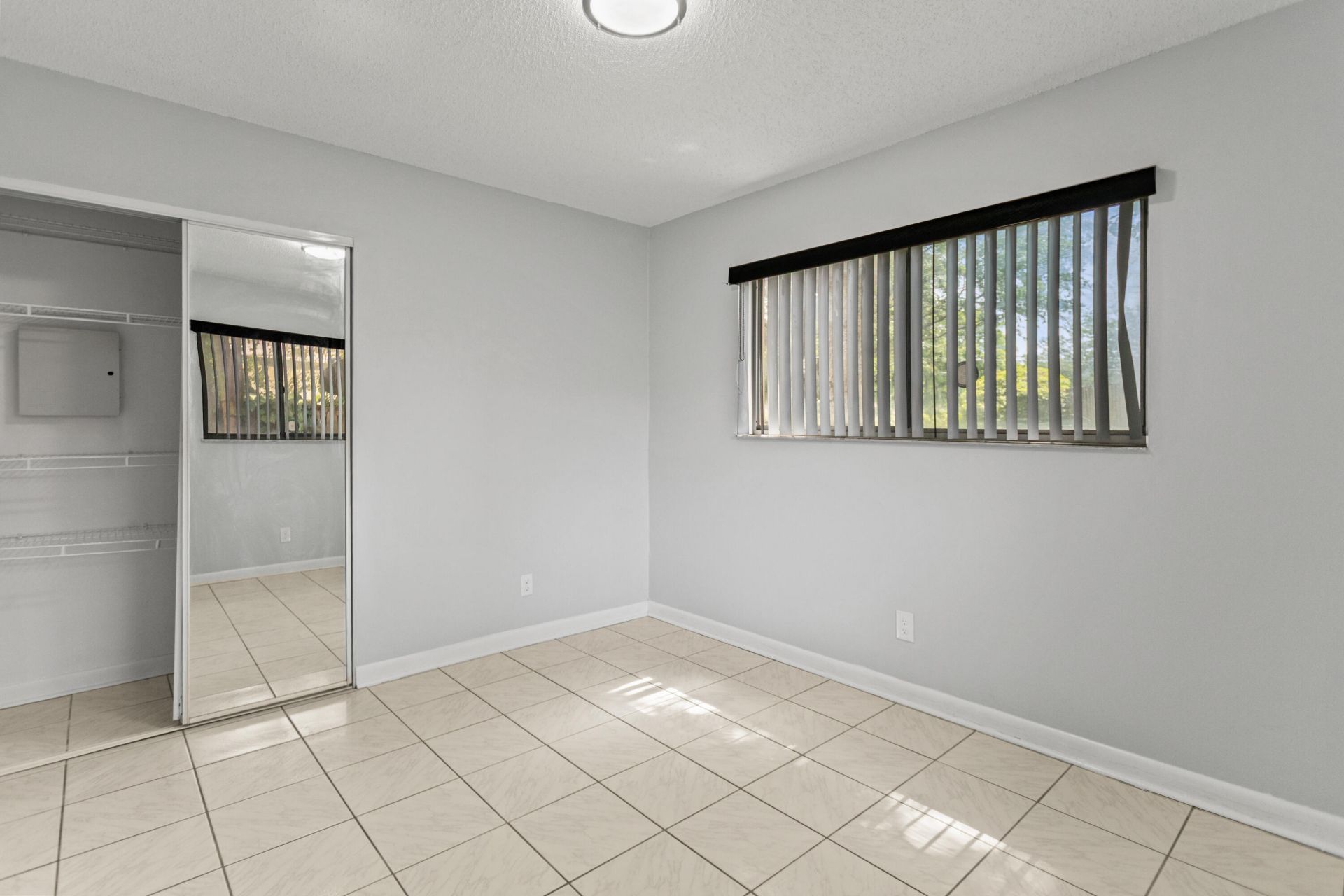3709 NW 84th Avenue, Sunrise, FL 33351 Photo