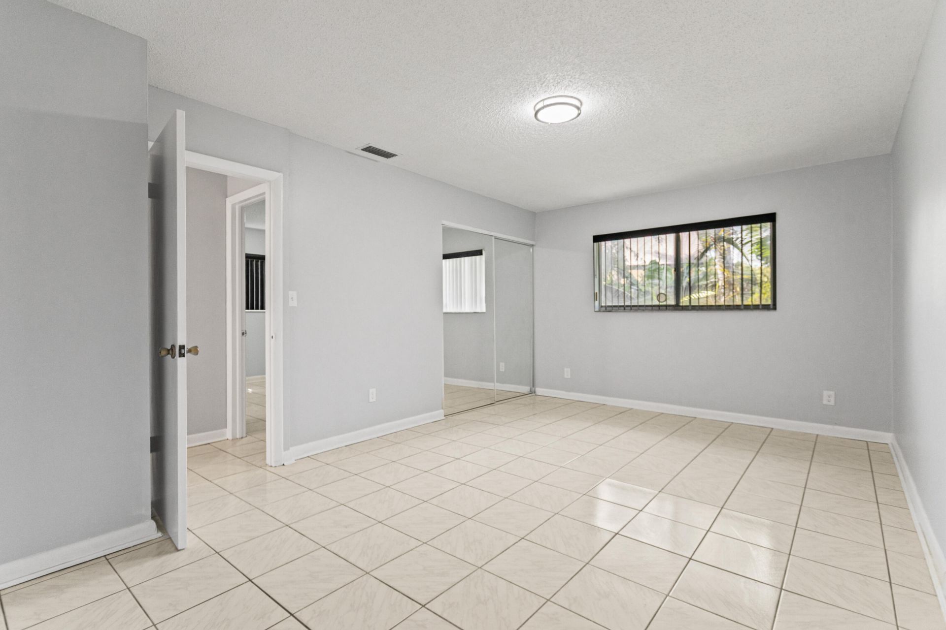 3709 NW 84th Avenue, Sunrise, FL 33351 Photo
