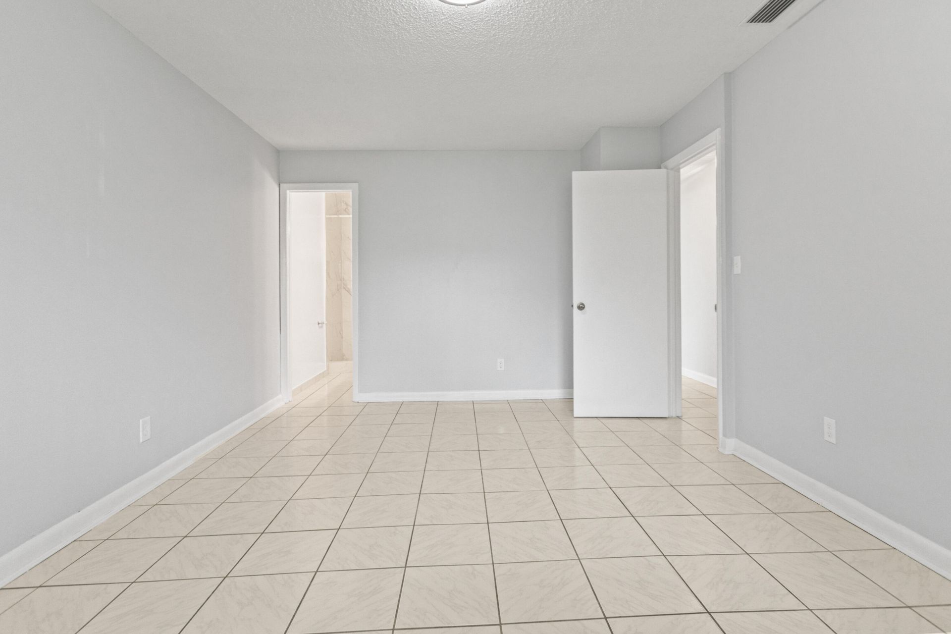 3709 NW 84th Avenue, Sunrise, FL 33351 Photo