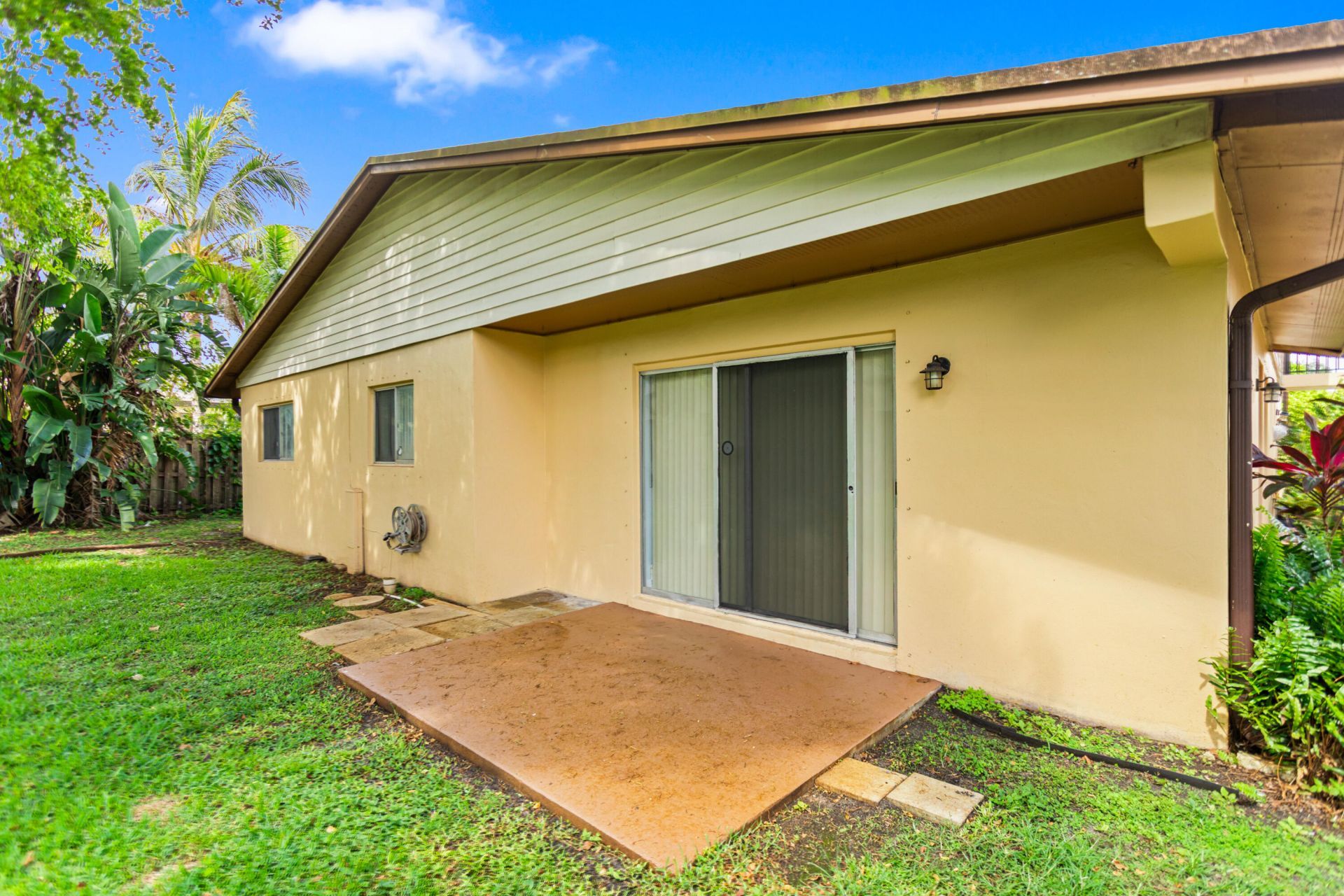 3709 NW 84th Avenue, Sunrise, FL 33351 Photo