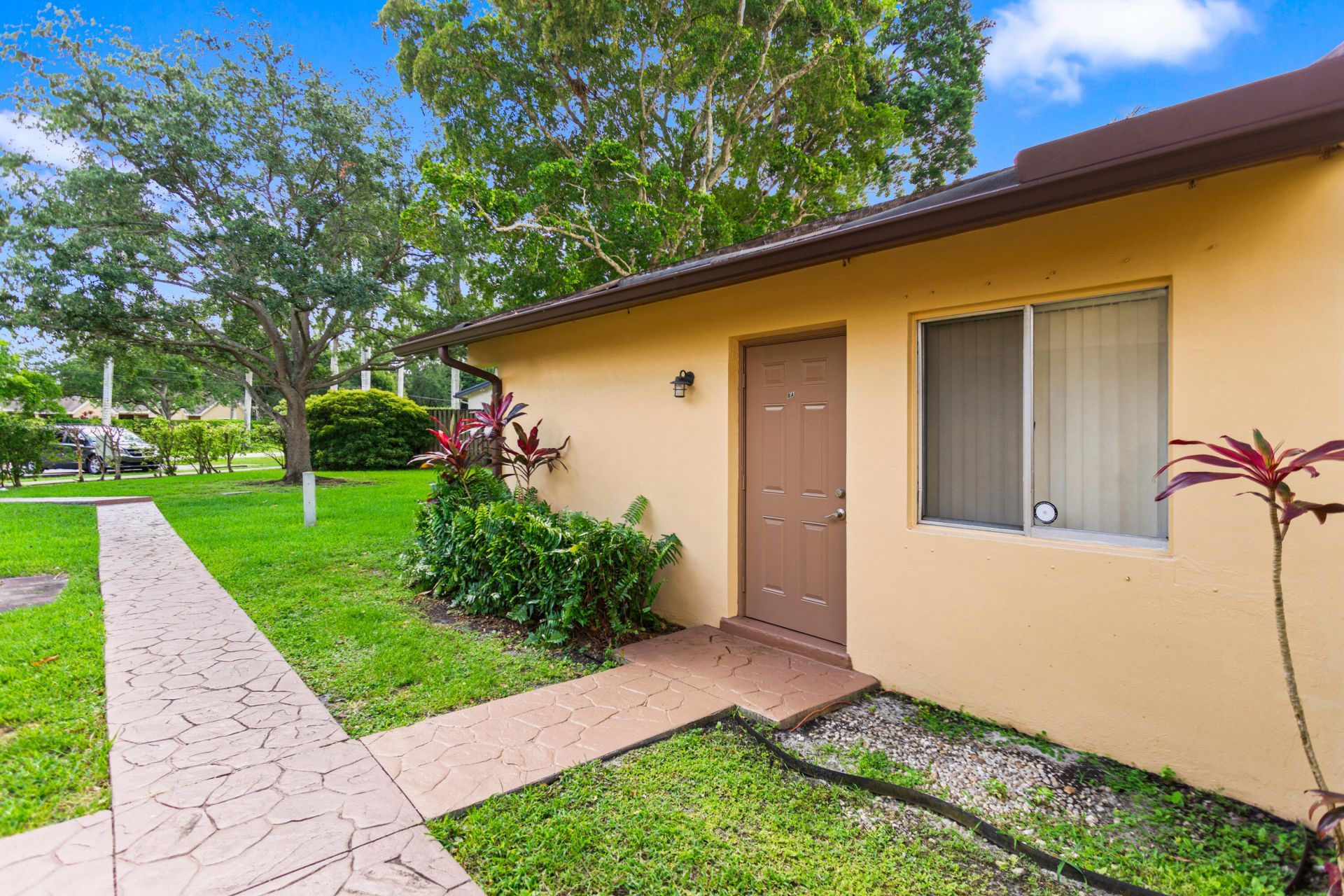 3709 NW 84th Avenue, Sunrise, FL 33351 Photo