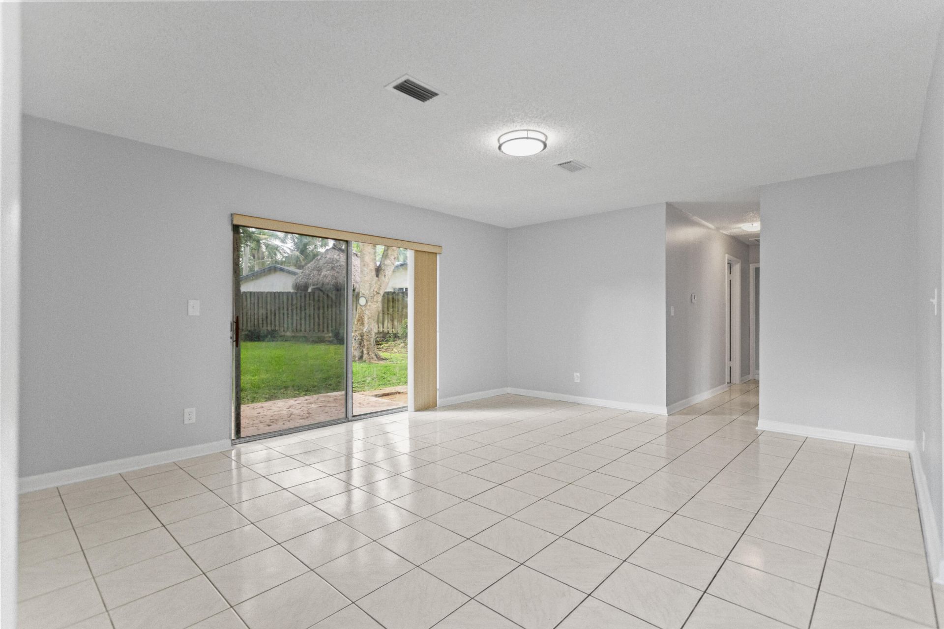 3709 NW 84th Avenue, Sunrise, FL 33351 Photo