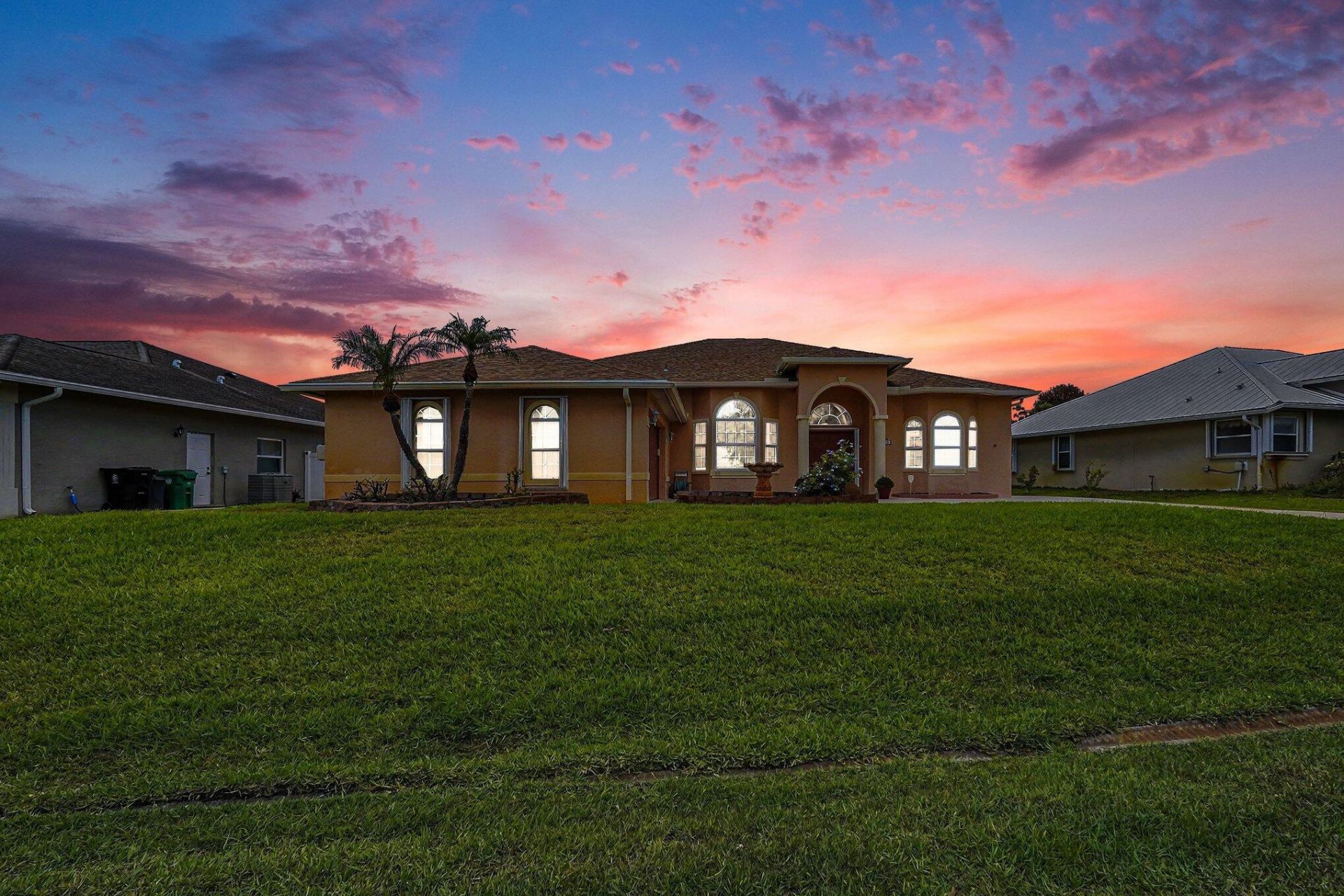 3306 SE Ford Lane Se, Port Saint Lucie, FL 34984 Photo