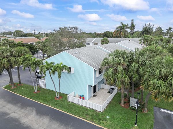 2747 NE 15th Street, Unit 2747, Pompano Beach, FL 33062