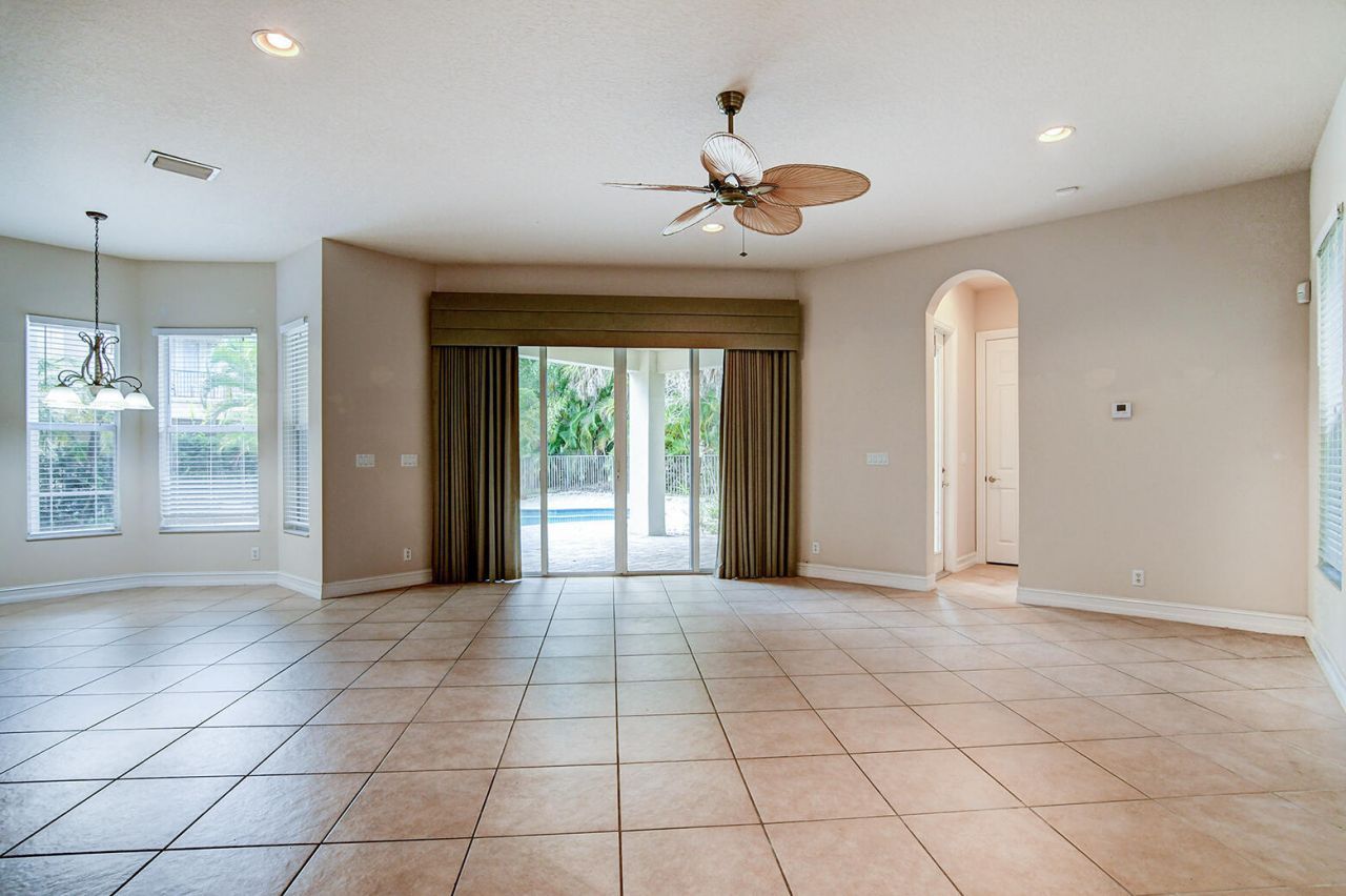 670 Edgebrook Lane, Royal Palm Beach, FL 33411 Photo