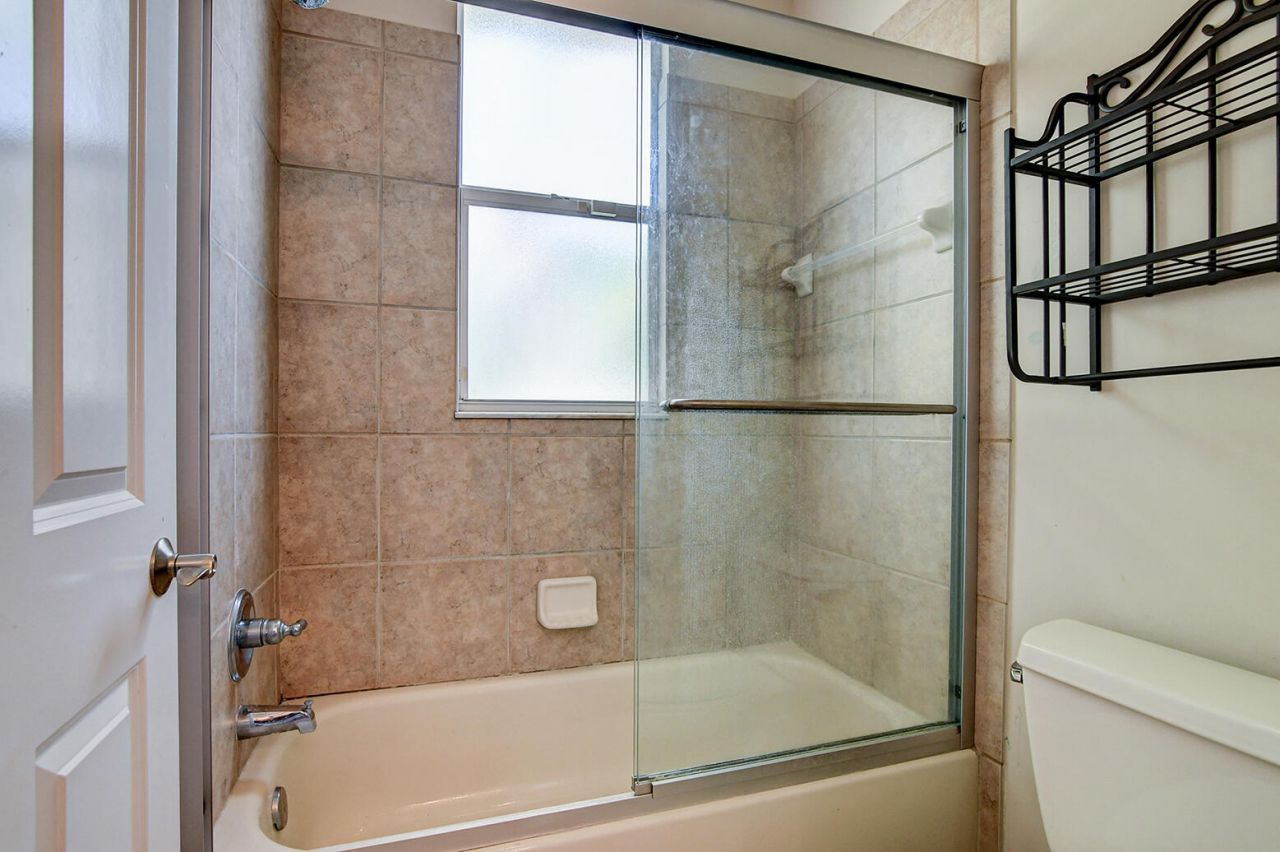 670 Edgebrook Lane, Royal Palm Beach, FL 33411 Photo