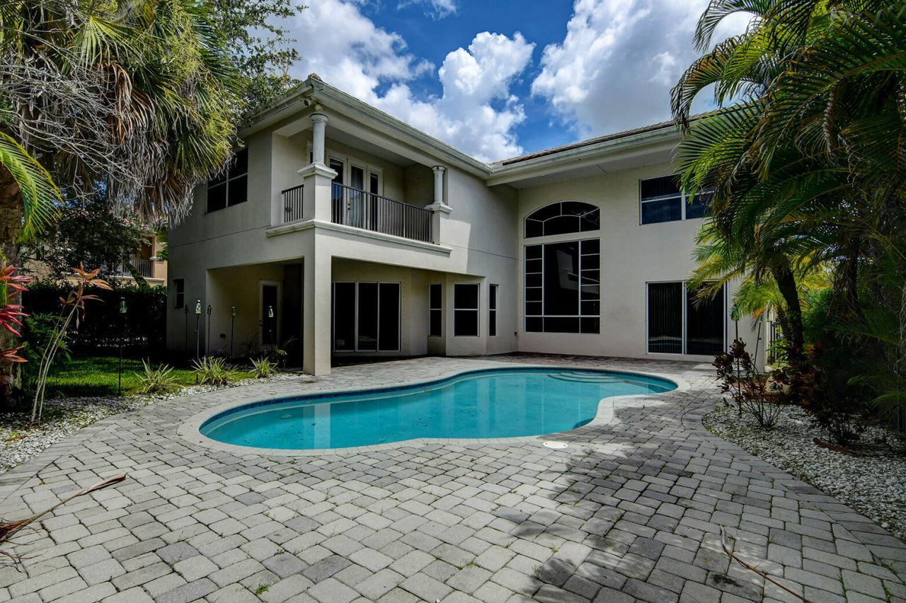 670 Edgebrook Lane, Royal Palm Beach, FL 33411 Photo