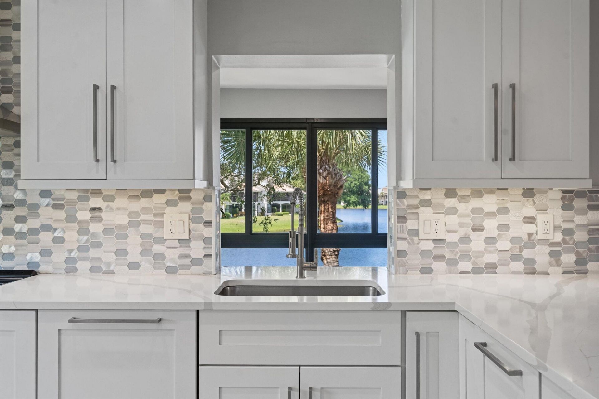 16695 N Traders Xing Crossing N, Unit 218, Jupiter, FL 33477 Photo