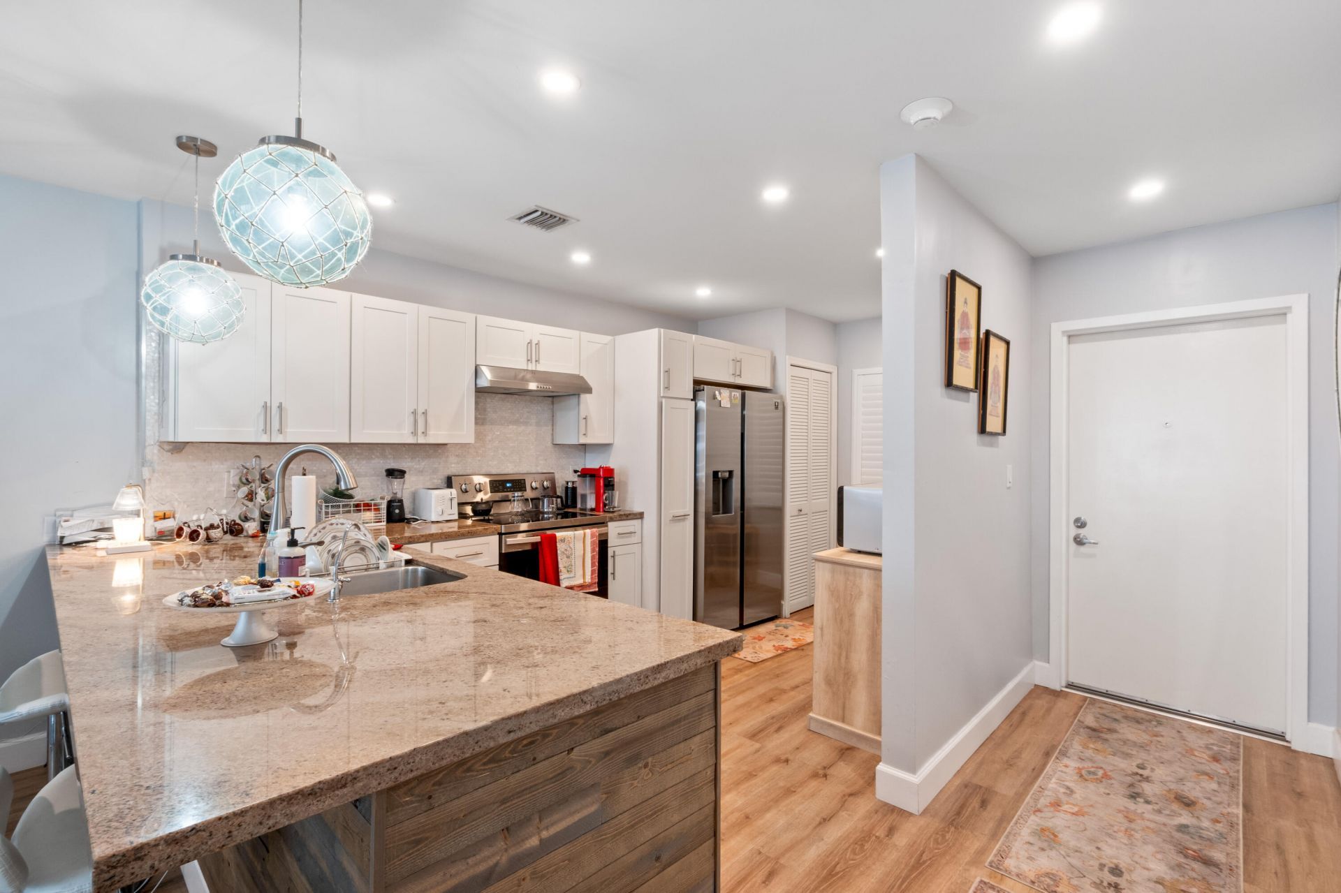 3100 NE 48th Street, Unit 806, Fort Lauderdale, FL 33308 Photo