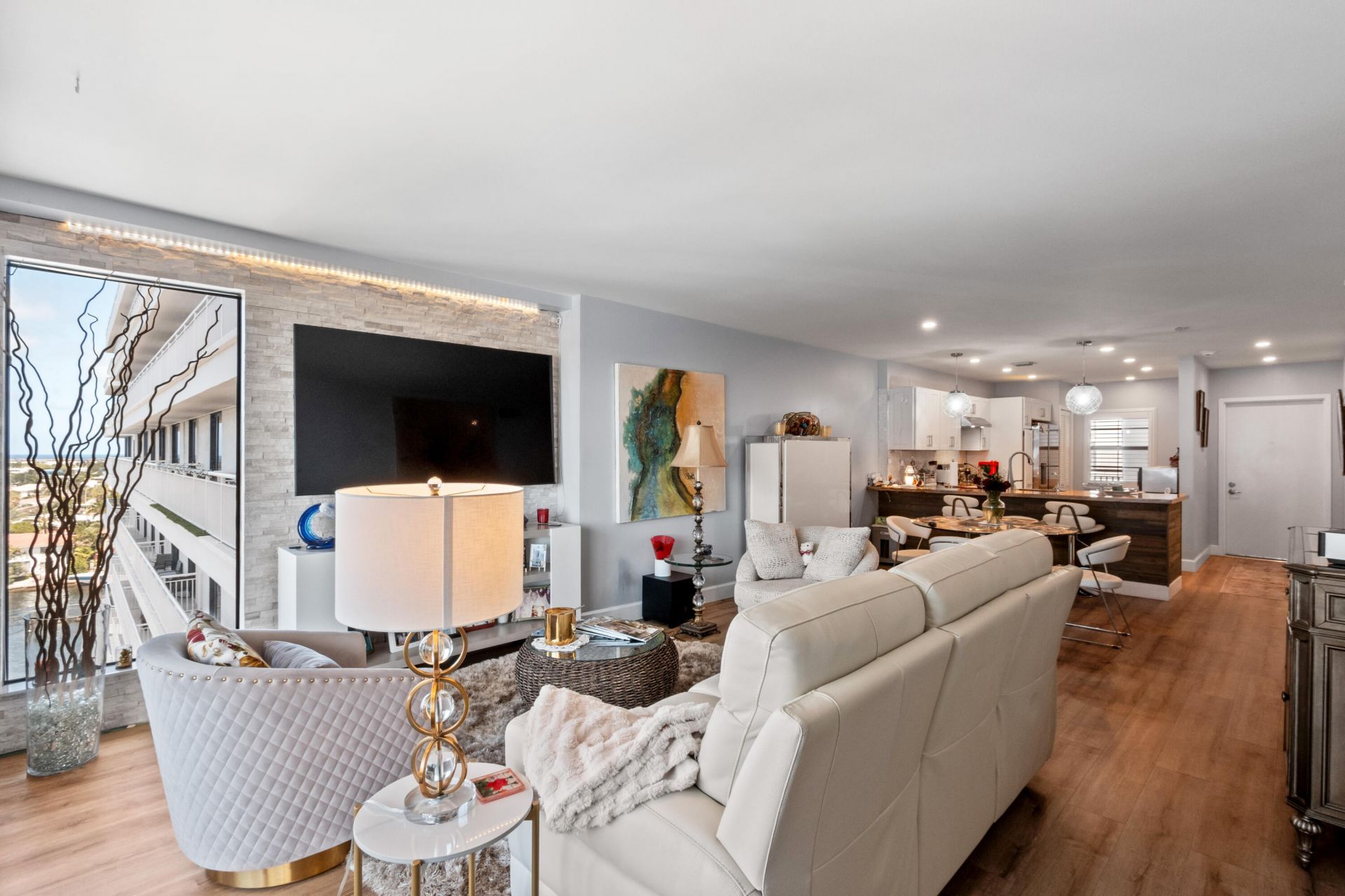 3100 NE 48th Street, Unit 806, Fort Lauderdale, FL 33308 Photo