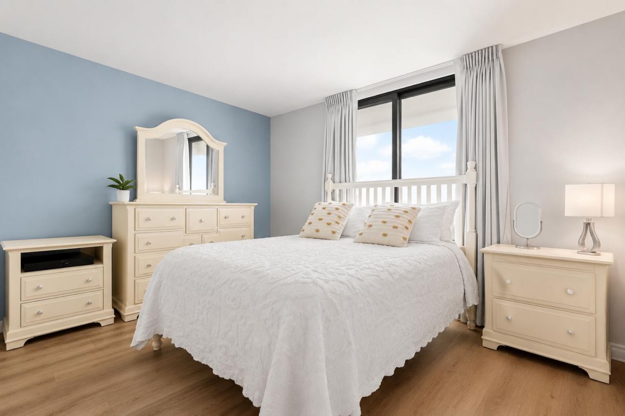 3100 NE 48th Street, Unit 806, Fort Lauderdale, FL 33308 Photo