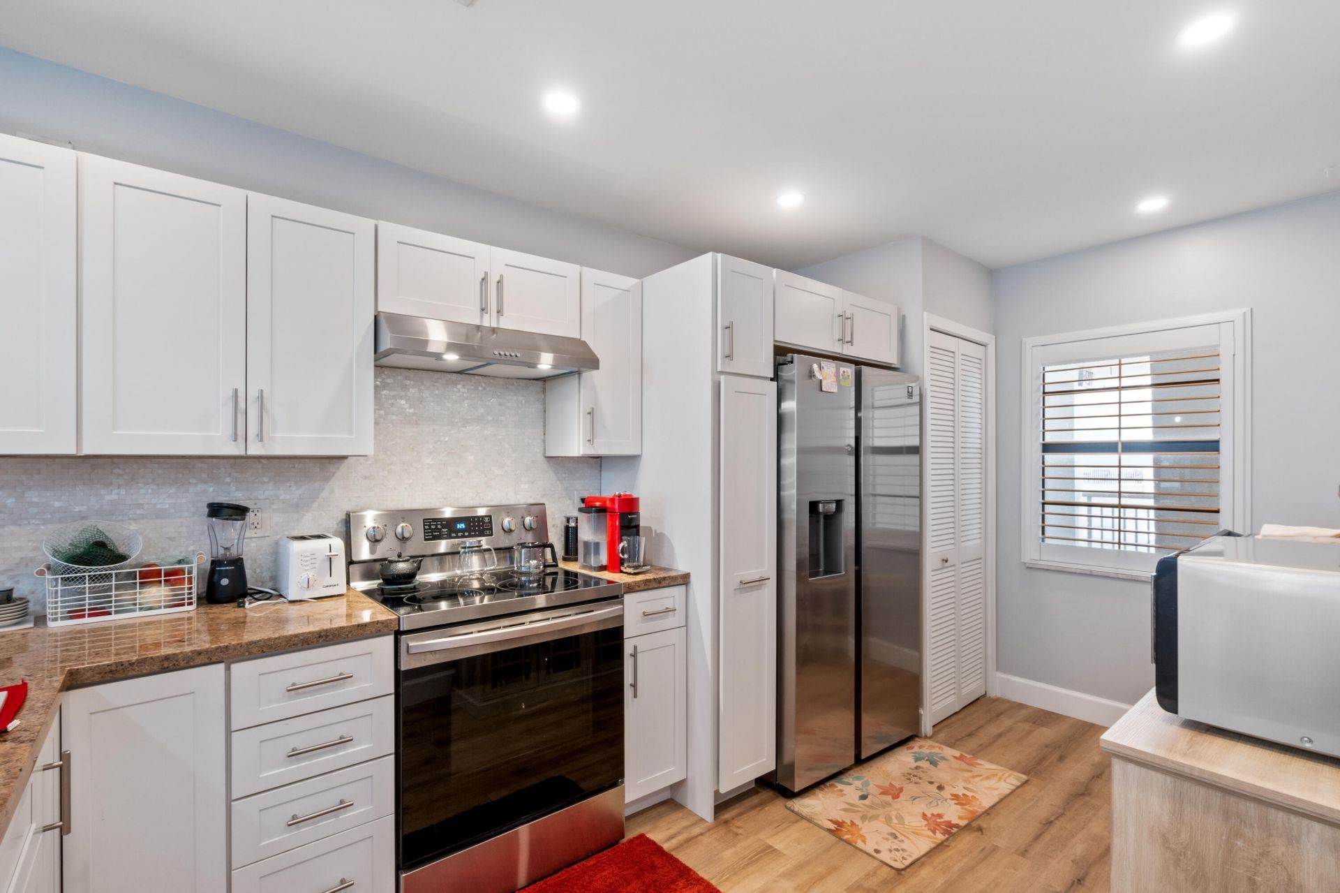 3100 NE 48th Street, Unit 806, Fort Lauderdale, FL 33308 Photo