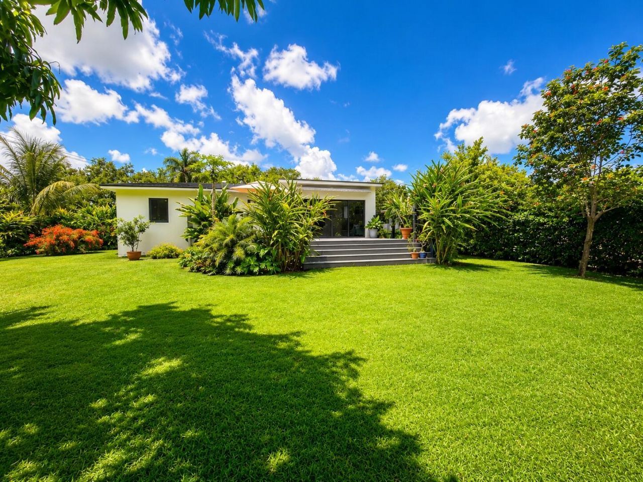 13231 NW 1st Avenue, Miami, FL 33168 Photo