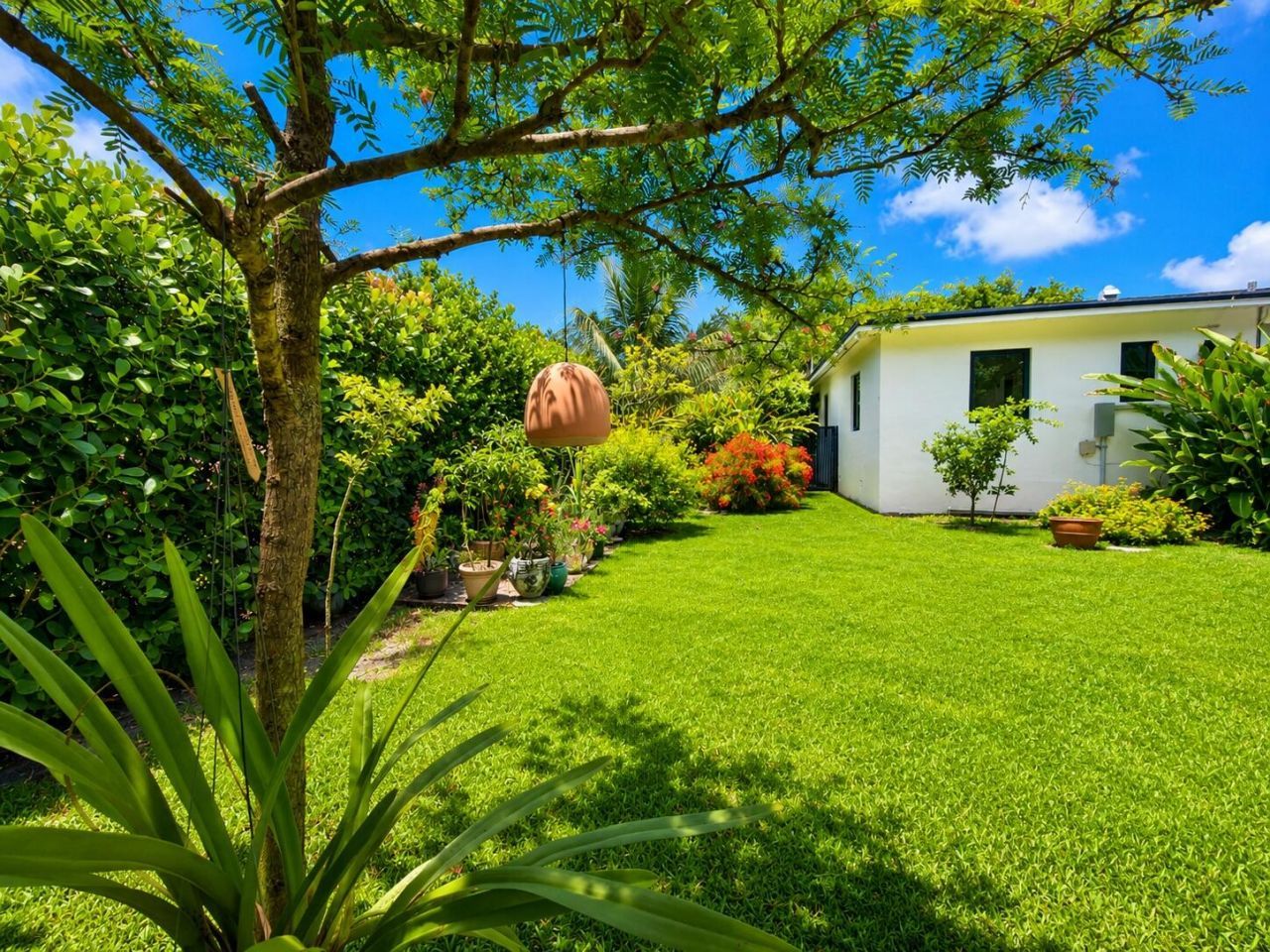 13231 NW 1st Avenue, Miami, FL 33168 Photo