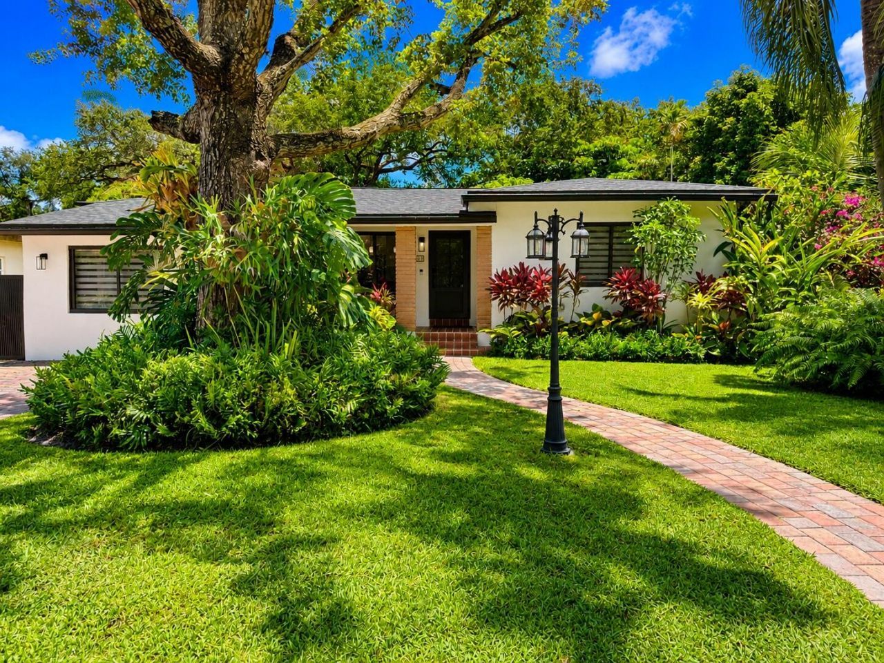 13231 NW 1st Avenue, Miami, FL 33168 Photo