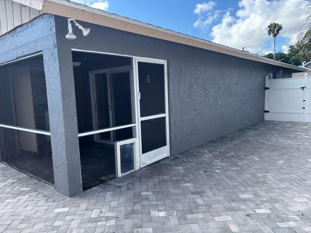 5369 Gene Circle, West Palm Beach, FL 33415 Photo