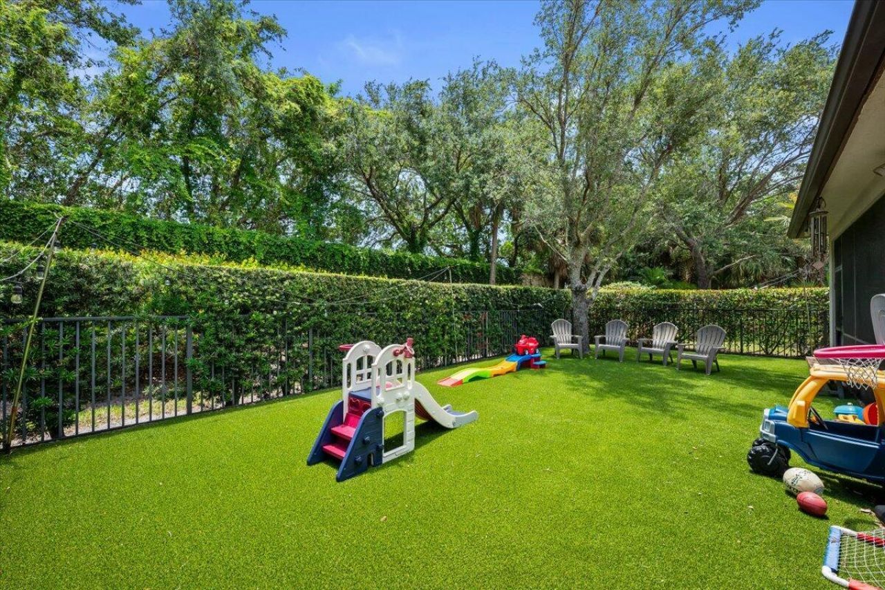 603 Castle Drive, Palm Beach Gardens, FL 33410 Photo