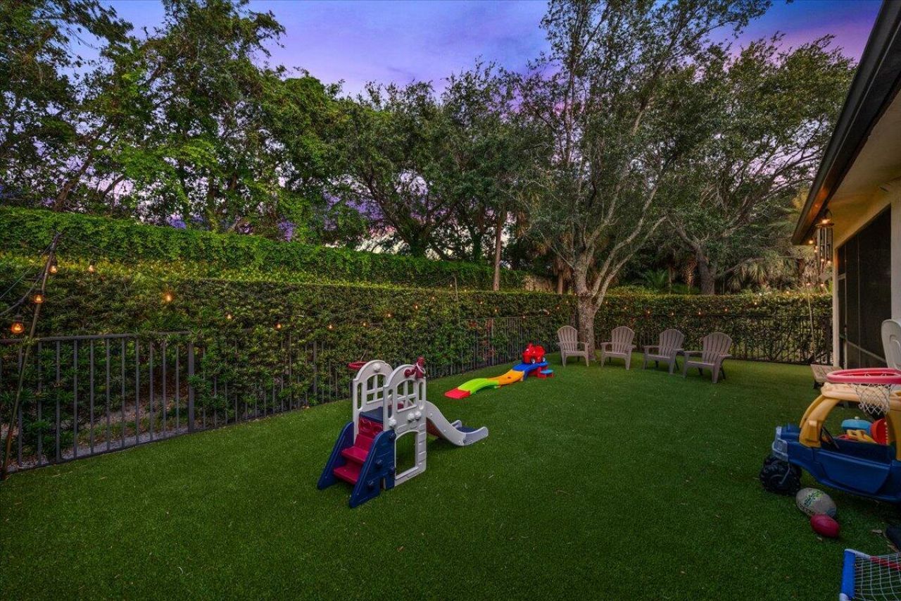 603 Castle Drive, Palm Beach Gardens, FL 33410 Photo