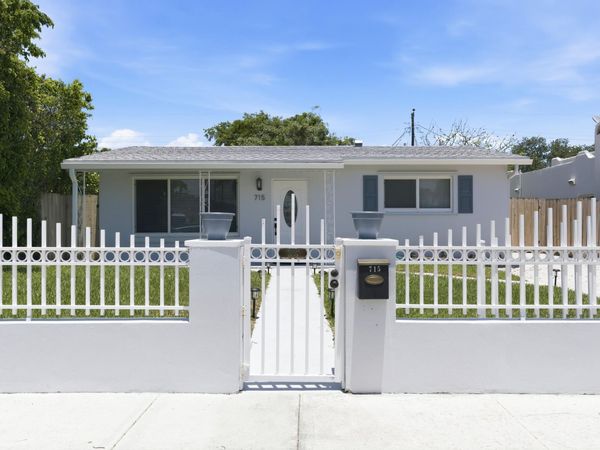 715 Green Street, West Palm Beach, FL 33405