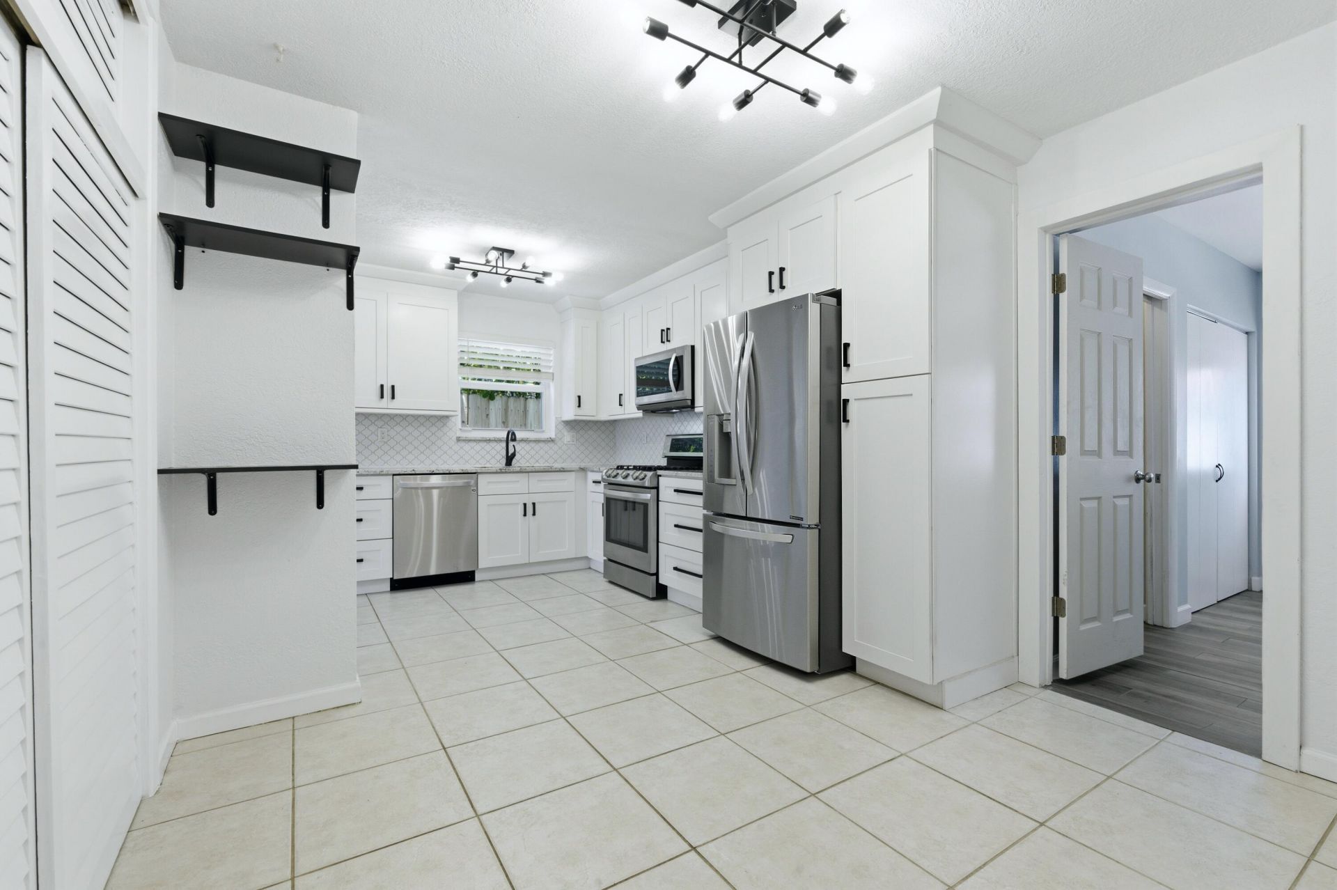 715 Green Street, West Palm Beach, FL 33405 Photo