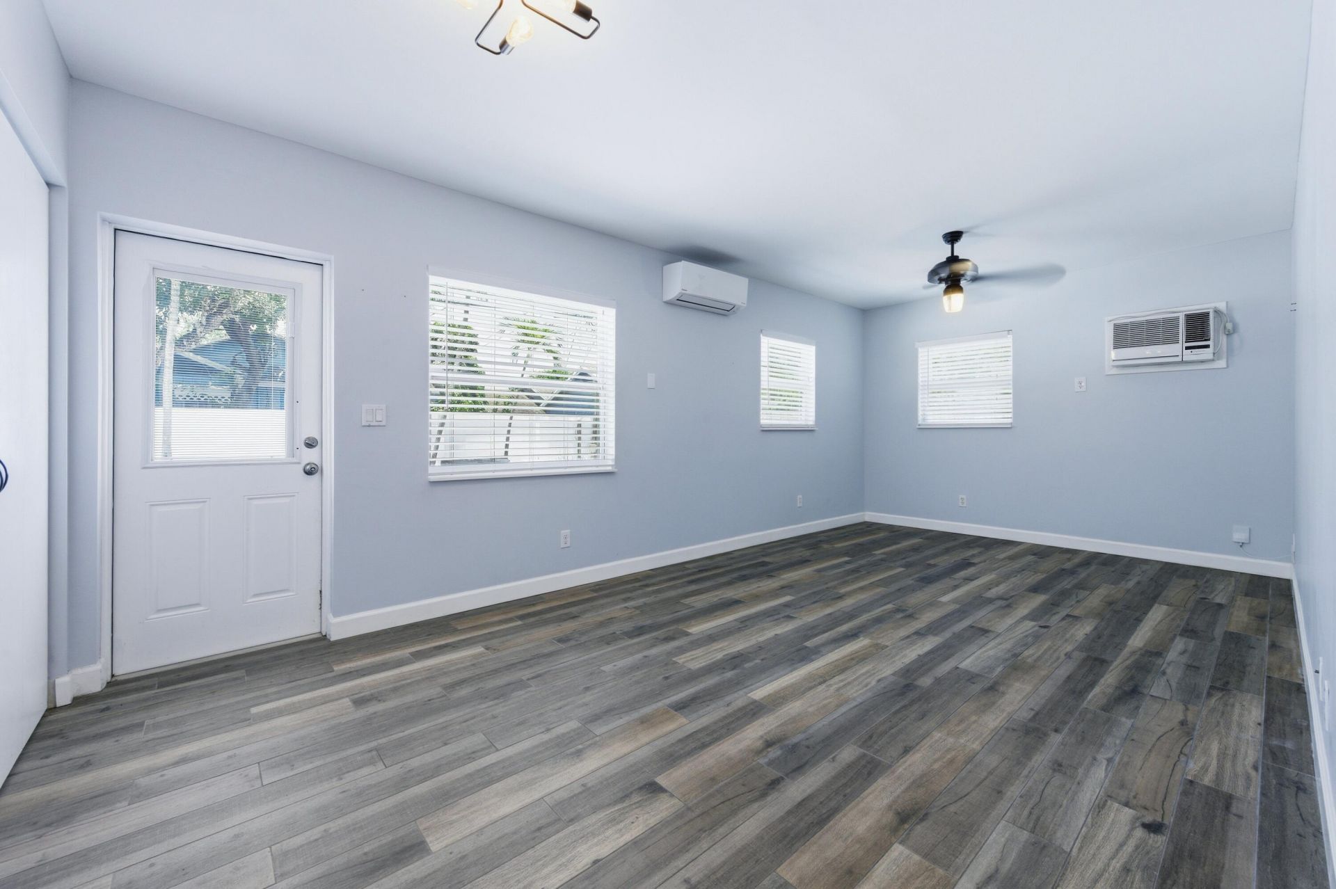 715 Green Street, West Palm Beach, FL 33405 Photo
