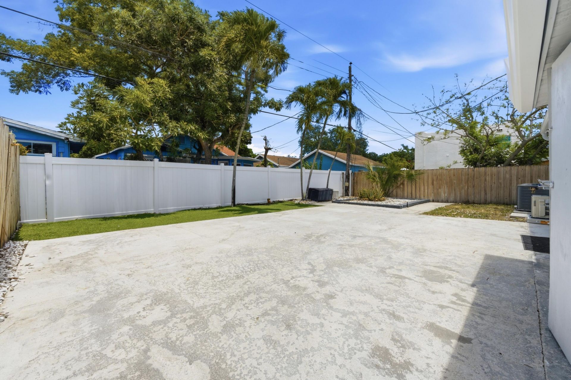 715 Green Street, West Palm Beach, FL 33405 Photo