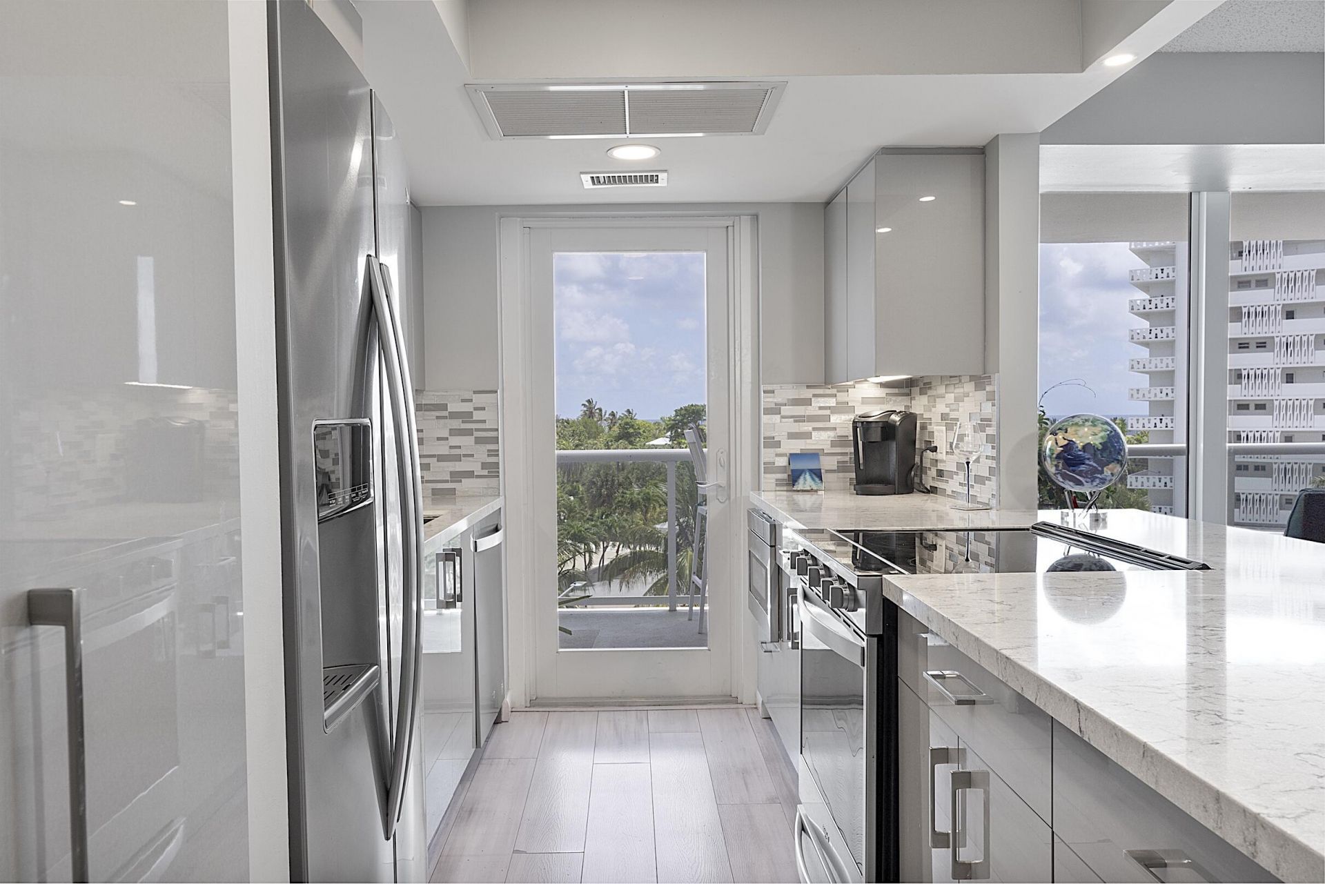 2841 N Ocean Boulevard, Unit 602, Fort Lauderdale, FL 33308 Photo