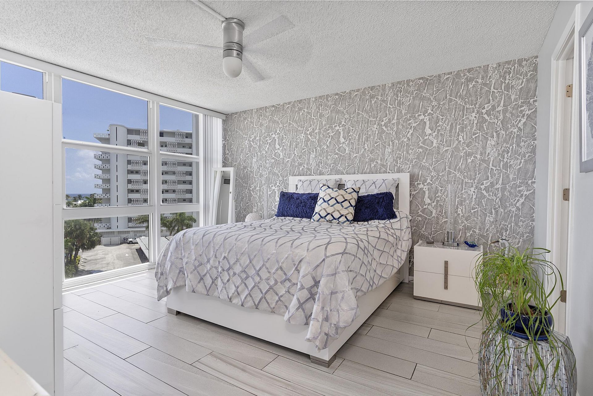 2841 N Ocean Boulevard, Unit 602, Fort Lauderdale, FL 33308 Photo