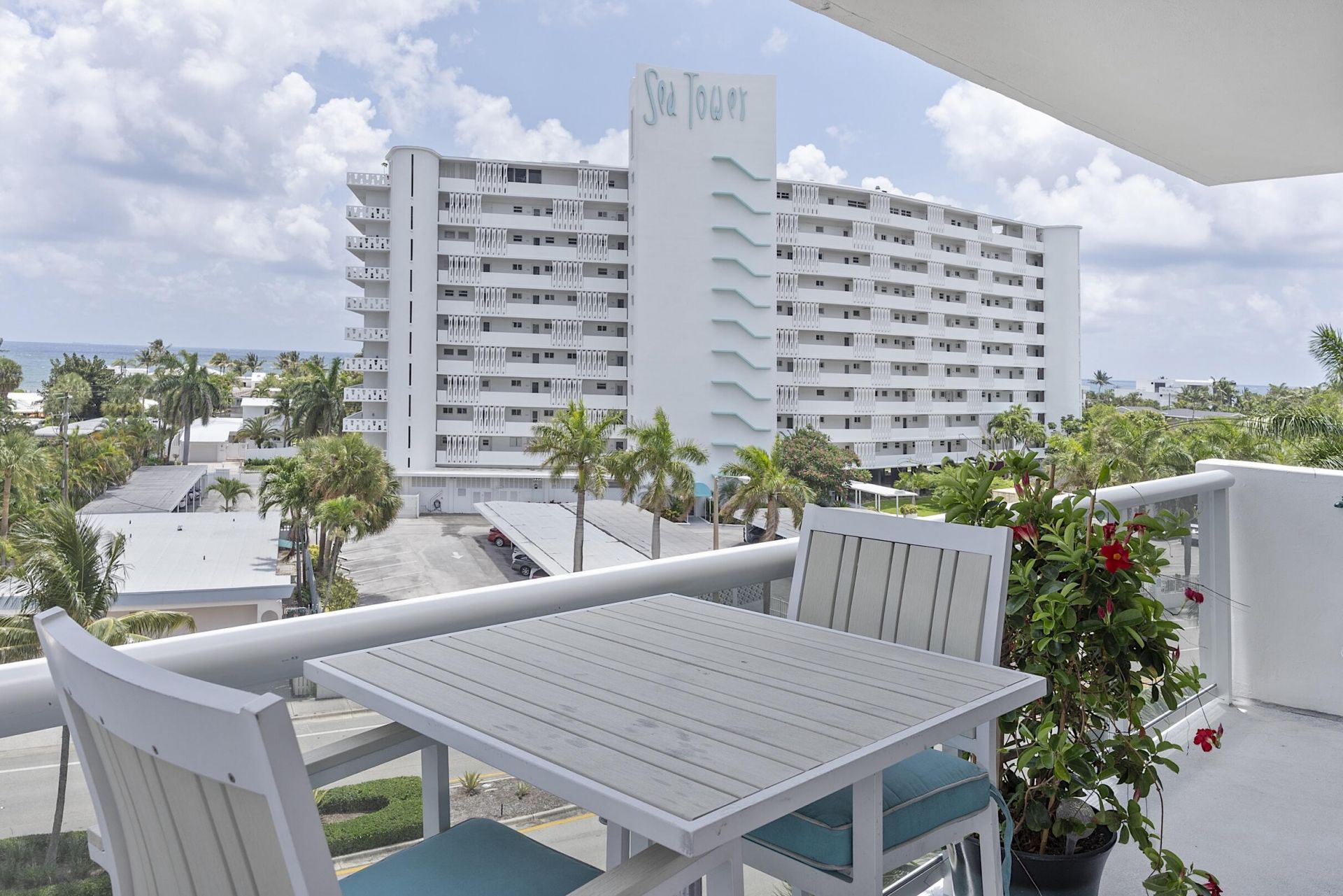 2841 N Ocean Boulevard, Unit 602, Fort Lauderdale, FL 33308 Photo