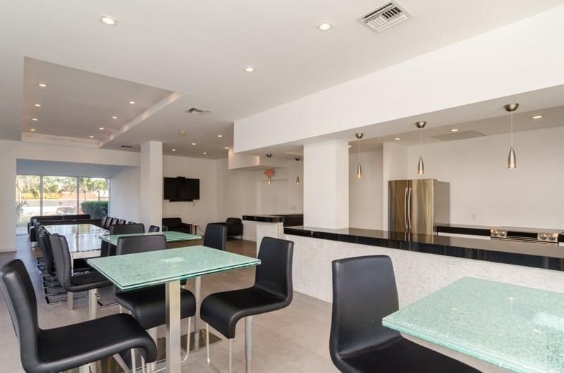 2841 N Ocean Boulevard, Unit 602, Fort Lauderdale, FL 33308 Photo