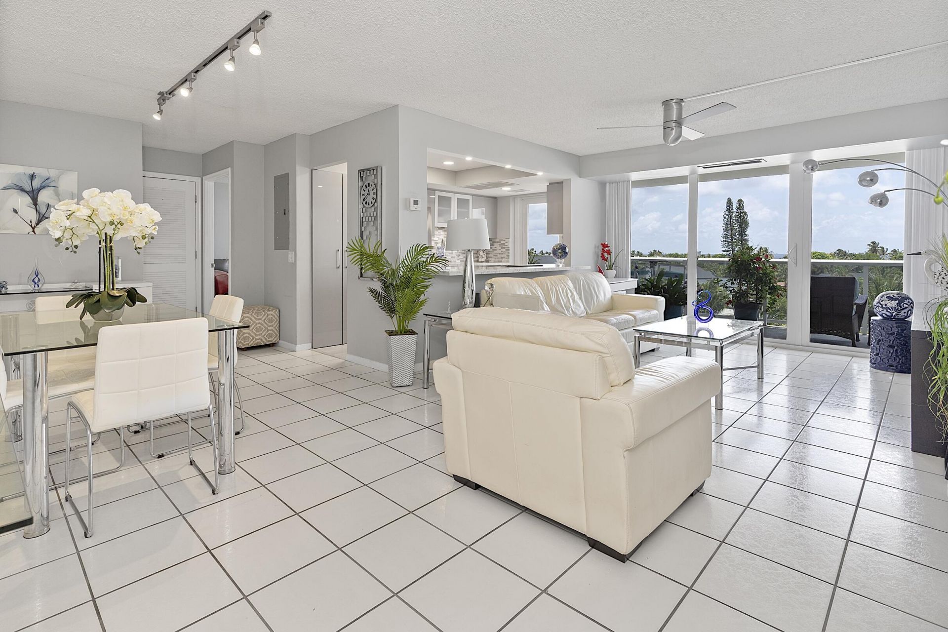 2841 N Ocean Boulevard, Unit 602, Fort Lauderdale, FL 33308 Photo