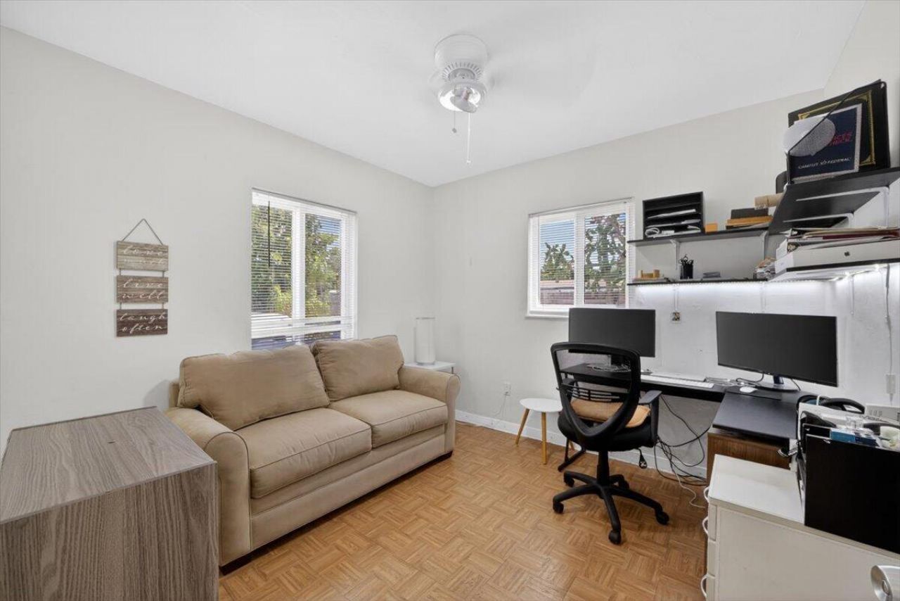 995 NE 156th Terrace, North Miami Beach, FL 33162 Photo
